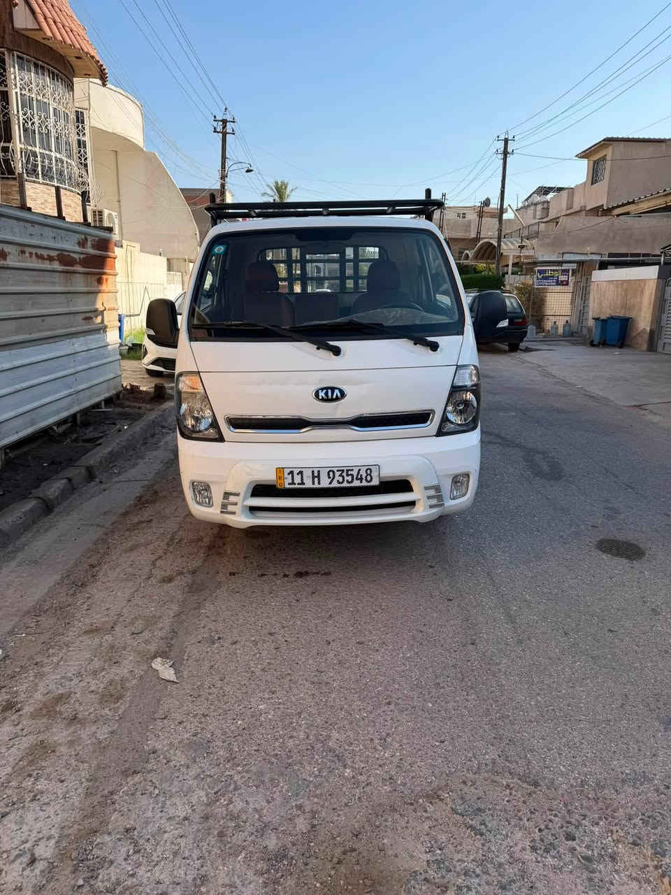 سلام عليكم
للبيع كيا بنكو نثيه محرك 2700

رقم بغداد الدولي 

باسمي شخصياً 2030 تنتهي

مكفوله من الصبغ والضربه والتبديل والتعديل من عدا (البنيد بي طخه ممصلحهة)

كيير محرك صدر اكسل تبريد  مكفول

تخم تاير جديد باتري جديد كلج كامل جديد منظومة تبريد جديد

السياره مع المحجر تُباع 

السعر المطلوب 126 وبيهة مجال قليل

مكان السياره بغداد/حي الجامعه

للاستفسار/ ***********
