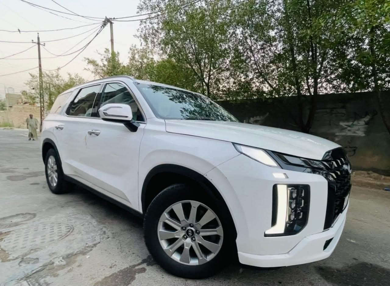 السلام عليكم 
للبيع هونداي بالسايد
2024 فئة SEL 
الــمسافة المـقطوع 28000ميل فقط ســــعة الـمـحرك V6 3.8
7 مقاعد 
مقاعد كهرباء
ميزة Auto Hold
تثبيت سرعة 
كاميرا خلفية
وضعيات قيادة محرك
وضعيات قيادة للطرق الوعرة
تدفئة مقاعد
شاشة وسطية تدعم Android Auto , Apple CarPlay
تكييف خلفي منفصل
اضاءة LED 
مقابض تبديل سرعة
تثبيت سرعة على المنحدرات
الحادث فقط البنيد + شخطين في الباب صور الحادث والشاصي مرفقه ضمن المنشور 
ملاحظة  السياره رقم بغداد (بأسمي شخصي)تحويل مباشر سنويه لل 29                          
العنوان_ بغداد
السعر  ( 270 )
للاستفسار ***********

نص مكتوب في الصور:
- بغداد