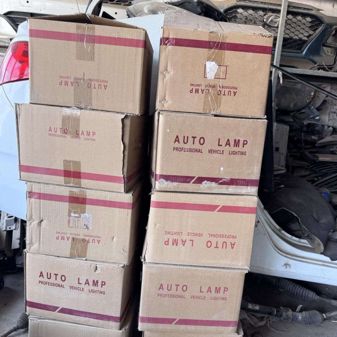 مجمع حسام
لتجارة قطع غيار السيارات الكورية 
الناصرية الحي الصناعي البلوك الرئيسي
***********/ حسام. ***********/علي
