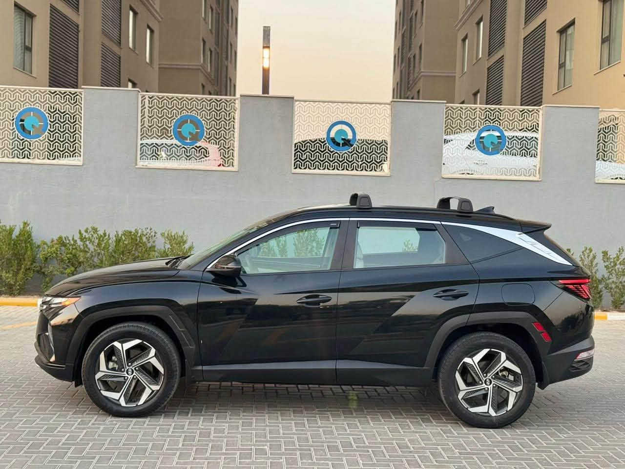 سلام عليكم توكسان 2023 ضرر باب وجاملغ وبيه ملاحضات بصيطه بدون ايرباك بدون دواخل بجم سليم ماشيه 14 الف فول مواصفات للاستفسار ***********
