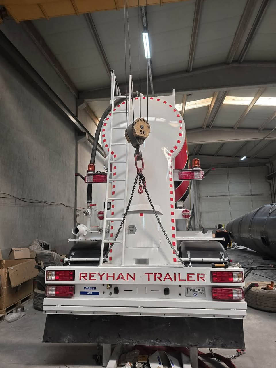 شركة ريهان تريله | Reyhan Treyler 

🚛 تصنيع جميع أنواع سايلوات السمنت والمقطورات في تركيا 🇹🇷

✅ جودة تصنيع عالية
✅ سايلو سمنت سعة 55 طن
✅ ألوان ومواصفات حسب الطلب
✅ صناعة متينة وفق أعلى معايير الجودة
✅ أسعار منافسة وخدمة مميز
‏رقم تلفون. تركيا                                +90 507 763 81 70
📍 الموقع:
تركيا – مدينة قونيا

‏ وكيل حصري شركة ريهان تريله

شركه ابواسماء كروب

للبيع جميع أنواع المقطورات حسب طلب الزبون
‏موقع -  أربيل طريق علوه

📱 واتساب: رقم تلفون مبيعات عراق
* ***********
* ***********

‏📧 E-mail:
info@reyhantreyler
