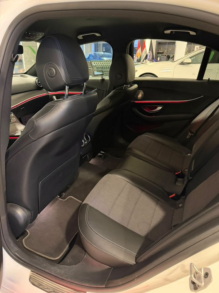 سعر جدا مناسب🔥🔥🔥
السلام عليكم 
للبيع فقط 
مارسدس E class موديل 2021 ماشية 45 الف
مواصفات (كامرا ورادارات وبصمات وحساسات ونقطة عمياء وتحديد مسار واناره مخفية وكشنات تدفئه و سماعات برو ماستر وبعد هوايه مواصفات)
🚨السياره وارد الماني ضمان دولي بصمتين
السياره مكفوله بدون صبغ حتى الدعاميات بشرط وگير ومكينه وحداديه كلها بشرط 

السياره مرقمه وجاهزه 
السعر : 315$ ورقه 
للاستفسار: ‭***********‬
العنوان : السليمانية المعارض الجديده معرض(الجاف)
