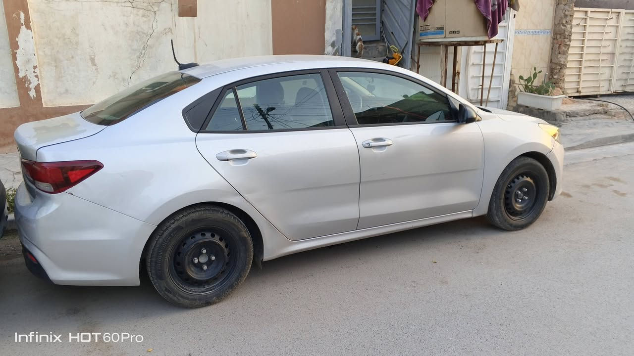 سلام عليكم جمعه مباركه
كيا ريو موديل 2018 وارد امريكي 
 بيها قطع صبغ ابيع حزام صبغ 
سيارا رقم سنوي كلشي  جديد بسمي شرط تحويل    سعر 88 وبيها مجال وتدللون
مكلف ينشر اتصل ع رقم  
بغداد حي العامل 
تلفون 📞.  ‏‪***********‬‏

نص مكتوب في الصور:
- Infinix HOT 60Pro
- Infinix HOT 60 Pro