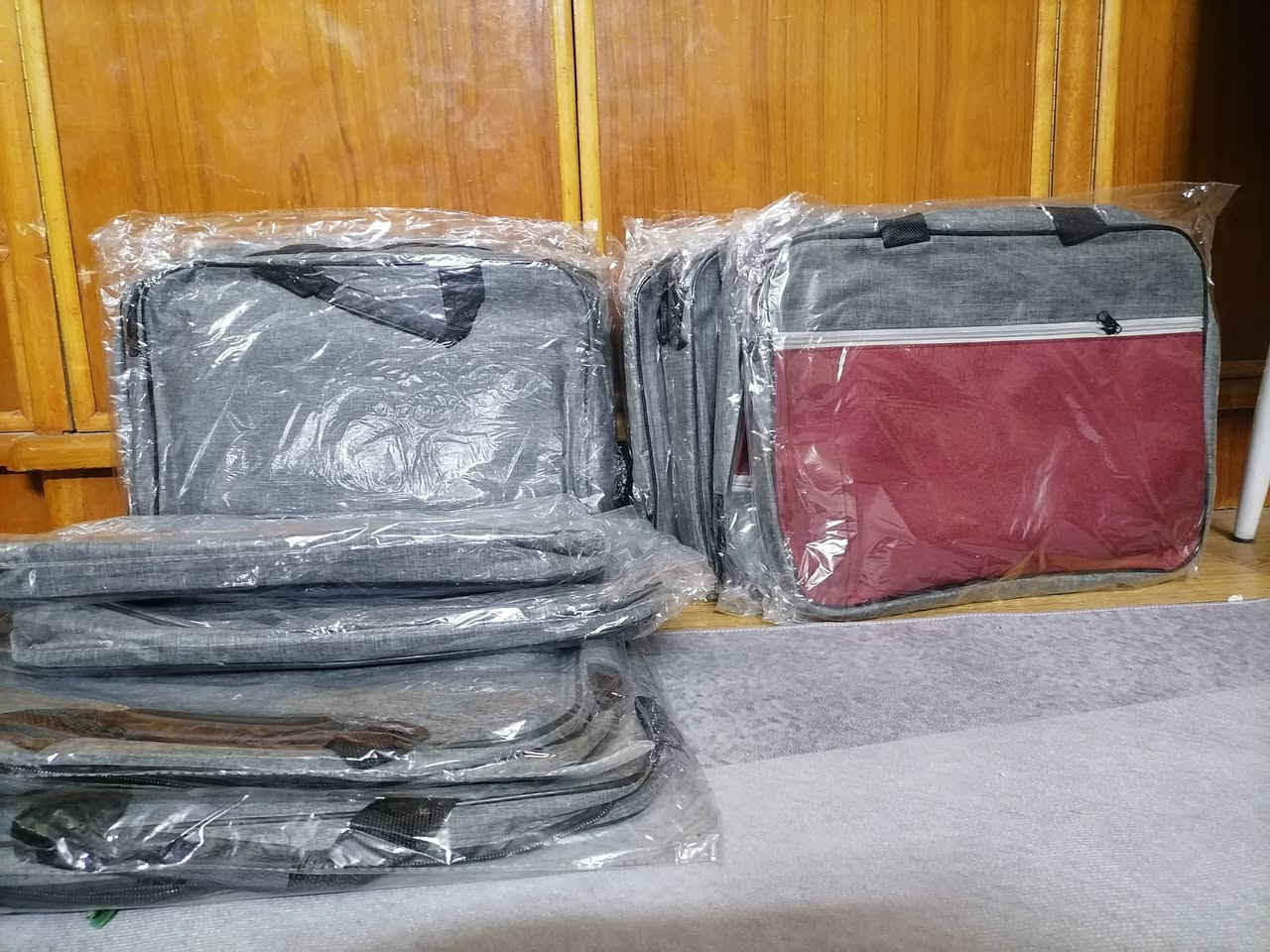 جنطة لابتوب.. 

السعر  6000 عراقي ..
تاخذ ٣ جنط بسعر 15 الف💯 ..

متوفر لون احمر وازرق..
متوفر توصيل 5000..
#جنطة_لابتوب #عراق #Iraq #بغداد #MLogic #ملحقات_كومبيوتر
