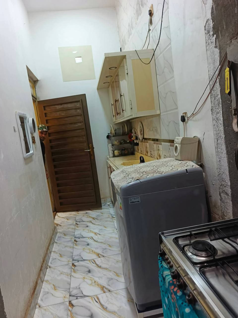 ياالله
سلام عليكم
البيت البيع طابو زراعي
مساحه ((130متر سدة دفاس 
أول نزله عل سده يعني قرب مقام
بناء حديث ودرجة أولى 
باقي تفاصيل اتصل برقم صاحب لبيت
((***********)) هذه رثم صاحب لبيت
