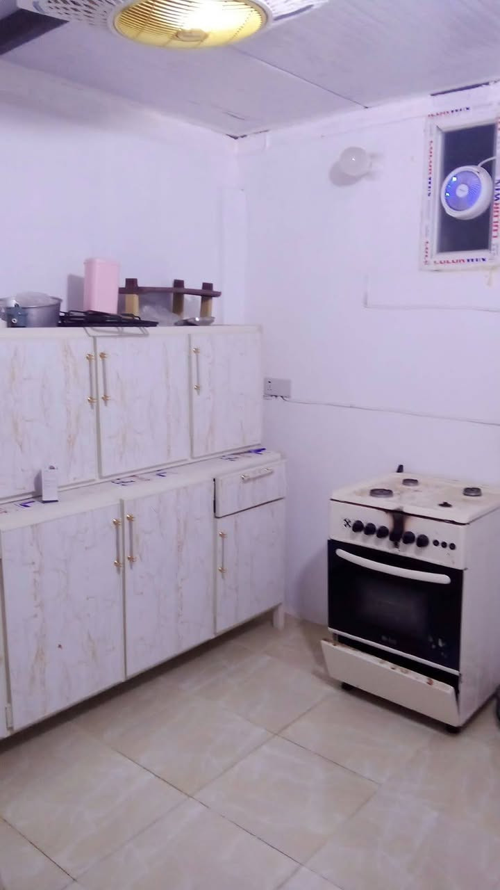 🏡 بيت طابق واحد للايجار – 🏡

🔹 الموقع: الرمادي 5كيلو قرب على جامع المصطفى 

🔹 المساحة: 100 متر 
✅ الشارع 10متر 
✅ جميع الخدمات متوفرة 
يتكون البيت من:
🔸 2 غرف نوم
🔸 صالة
🔸 مطبخ
🔸 صحيات داخلية وخارجية 
السعر 350  وبي مجال 
للاستفسار ***********
