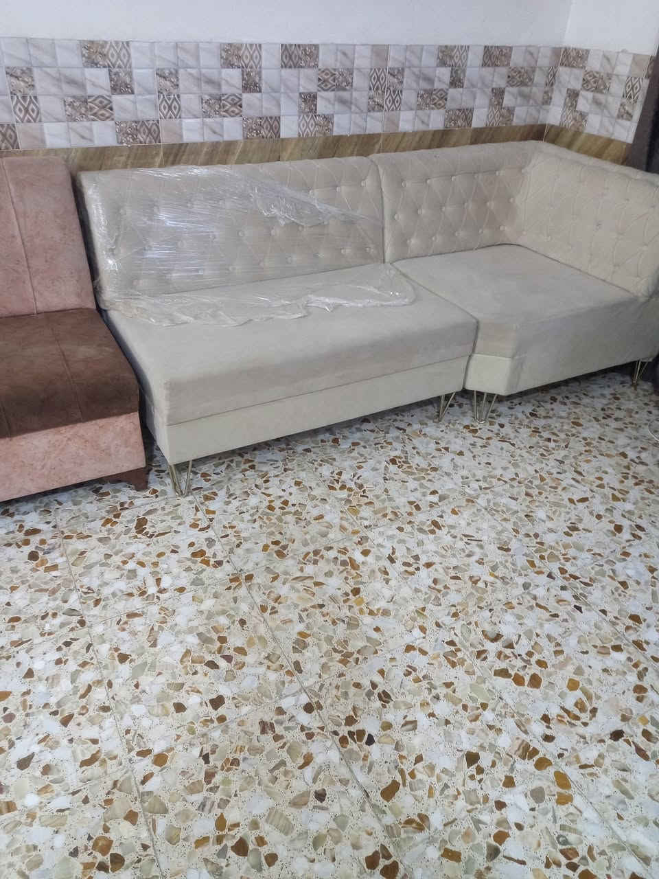 ديوانين • ١ متر