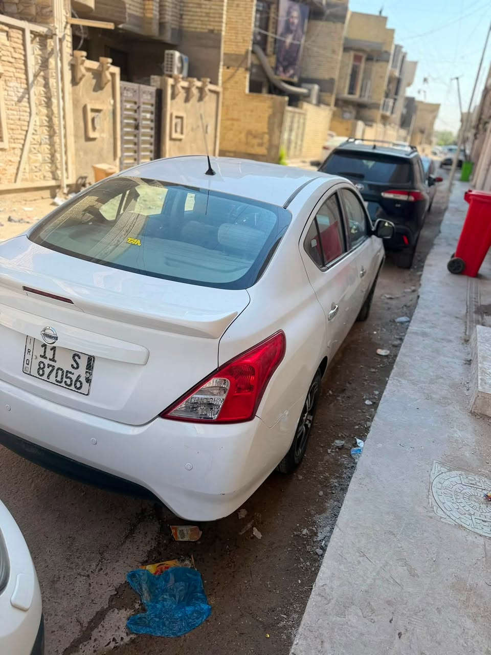 السلام عليكم سني للبيع مديل 22 هندي بليته زركه رقم بغداد باسمي ماشيه ٦٧،٠٠٠كيلو  سيارة مال بيت مكفوله من كلشي  من عدا بارد بلبنيد   السعر١٠٧ وبيهه مجال 
رقم الهاتف
***********
***********
