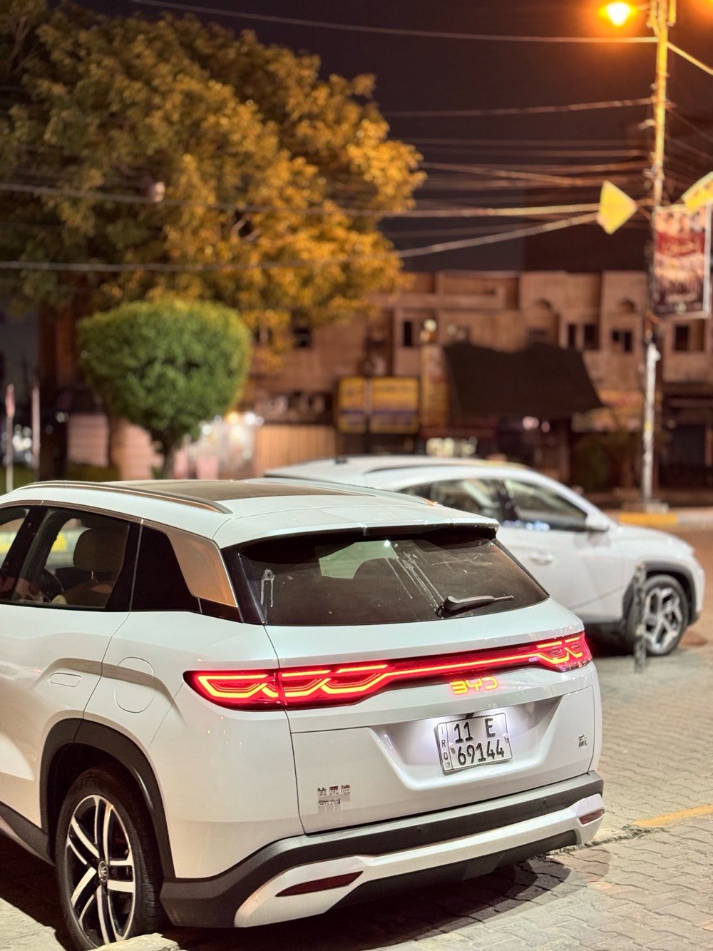 bydسونكL
 
ماشيه 6000
 سعر33,000,000
وبيهه مجال 
بيهه رصعه وحده موجوده بل منشور مال حصو