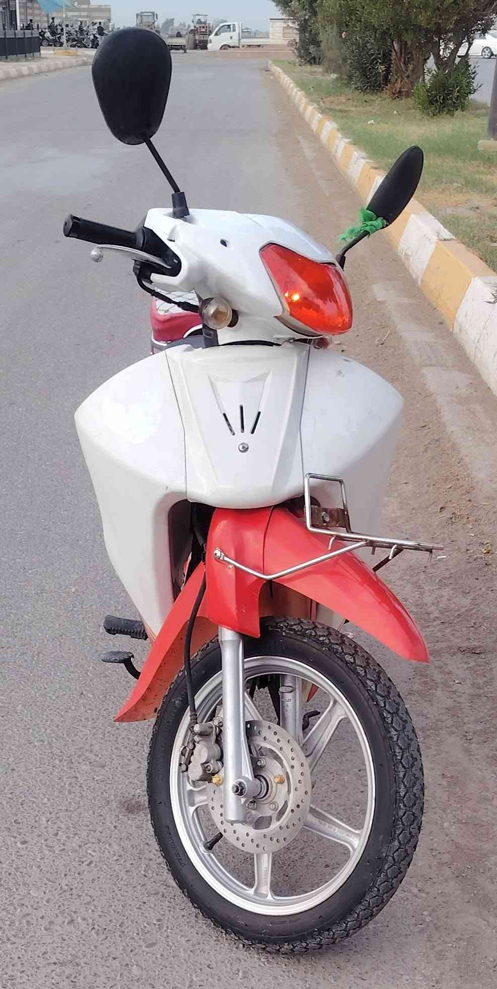 ٤ كير • بدون كلج • دبل دسك