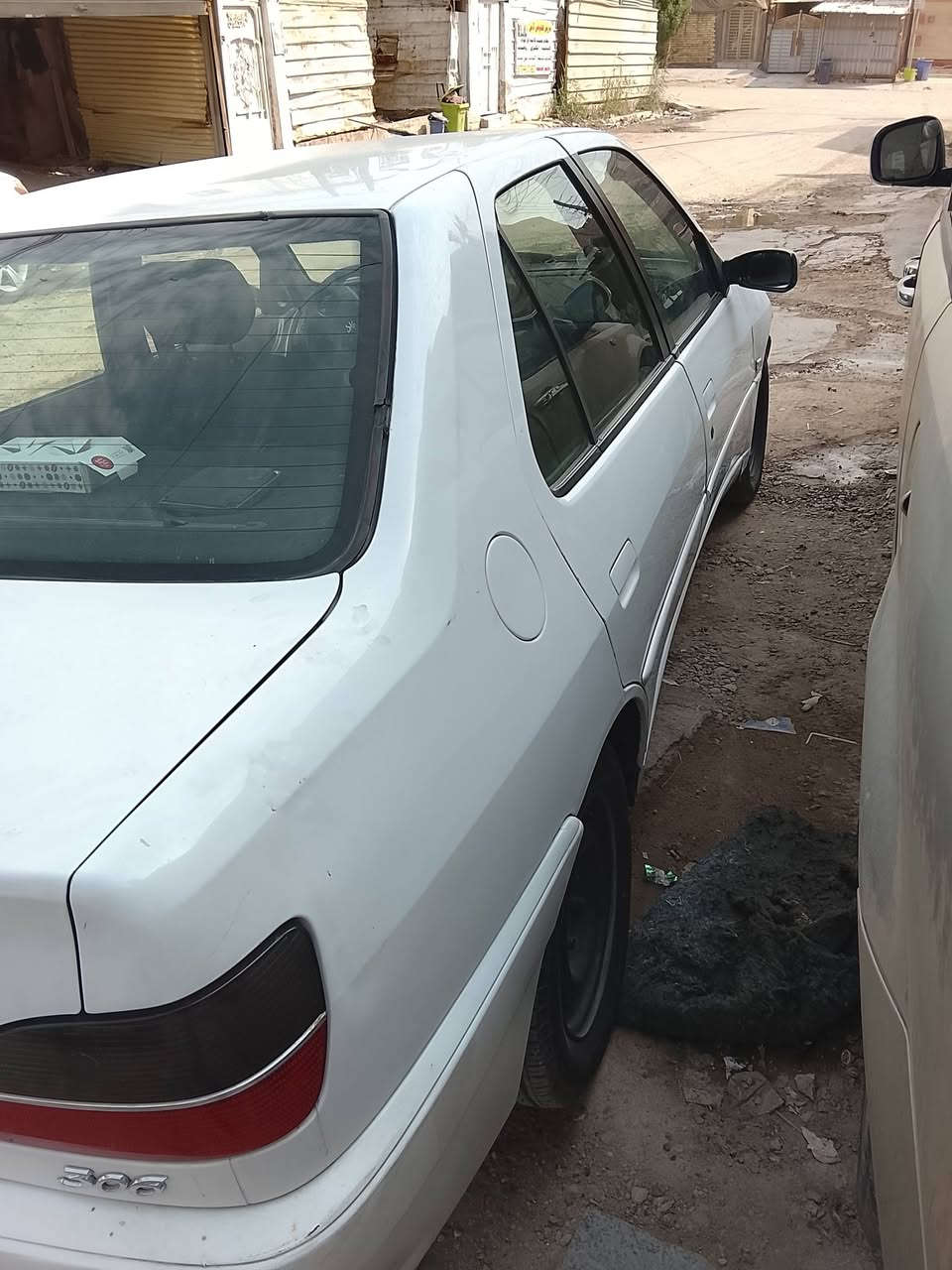 بيجو 306 • ٢٠٠١ • رقم بغداد