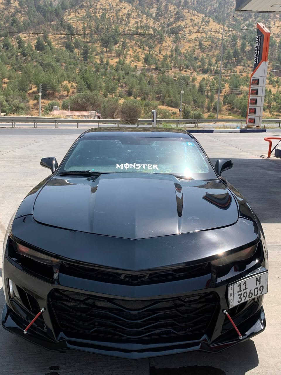 كمارو RS 2015
⚙️ محرك 6 سلندر 3.6L
🚘 فئة RS
🎛️ تحكم استيرن
🪑 دوشمه جديده + كشنات كهرباء
❄️ تكييف وتبريد
 💡منظومه زنون 
🛞 ويل 18
🖤 لون أسود
🏁 محدث بل كامل 18
🏁 جناح خلفي
⚙️ گير أوتوماتيك

كفاله شواصي ولغد گير ومحرك حادث فقط دعاميه اماميه مصبوغه عام جماليه السيارة شكلها رياضي ومواصفاتها حلوة، مناسبة لل يريد كمارو V6 استخدام يومي.
الفحص والتفاصيل الباقية للجاد، والسعر قابل للتفاوض بالمعقول.
سعرررر 97
موقع بغداد 
رقم تواصل 
*********** بغداد, العراق
