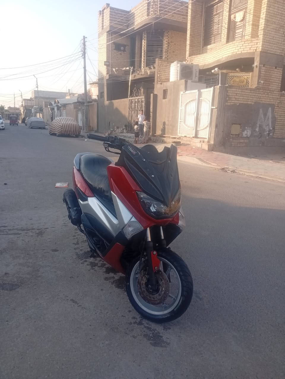 السلام عليكم دراجة ان ماكس للبيع محرك 155cc سرعة 180 كهربائيات كلها شغالة سلف نكرة ابكل وقت كفرات وداخل اصلي مثل ما اتشوف مفتوحة فقط مرة وحدة وبقية التفاصيل شوفت عينك  ، 
السعر: مليون وبيها مجال حك الجية  ، 
العنوان: كربلاء أمن الداخلي  ، 
للأستفسار: خاص او اتصال على الرقم ***********
