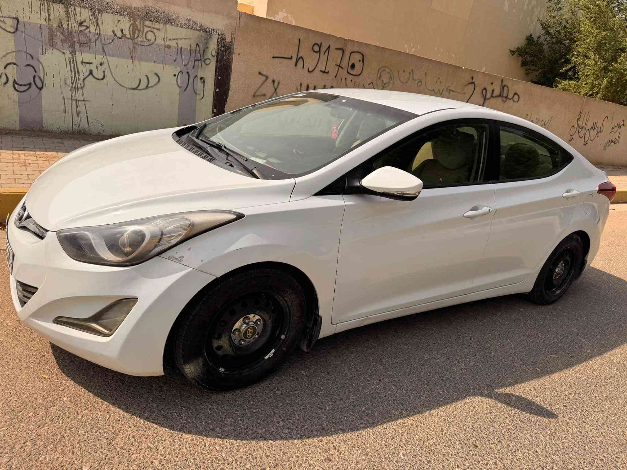 النترا • ٢٠١٥ • ١٨٠٠