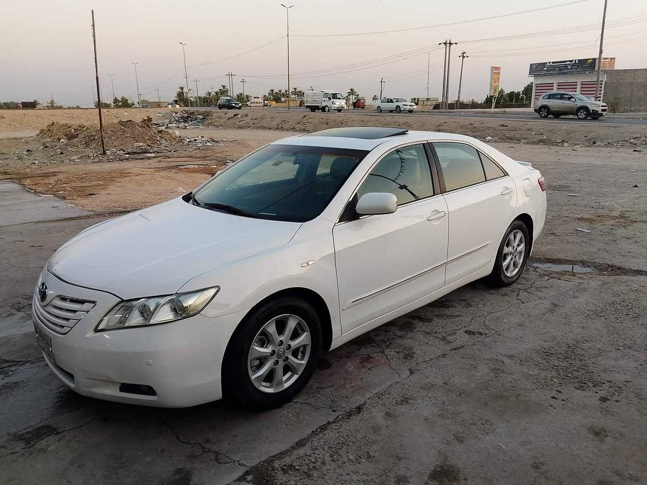 السلام عليكم مكلف بالنشر
كامري 2007 خليجي السياره جديده وجاهزه بيها ٣ قطع صبغ بدون دواخل فول مواصفات فتحه شاشه تبريد قطعتين مكينه كير حداديه خلفي امامي كله جديد رقم بغداد السعر النهائي 88 مكلف بالنشر اتصل بصاحب السياره مامتواجد ع الفيس ***********
