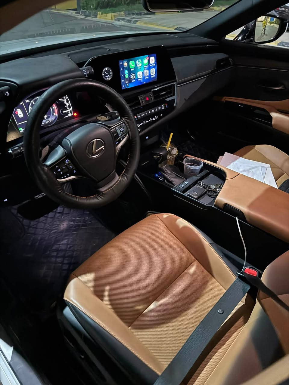 LEXUS ES300h 2024
ماشية ٢٠ الف ميلومتر 
شريكة ريباز زيرو اربيل 
دعامية الي دعامية كفالة 
٣٨٠ ورقة مجال بيها 
***********
