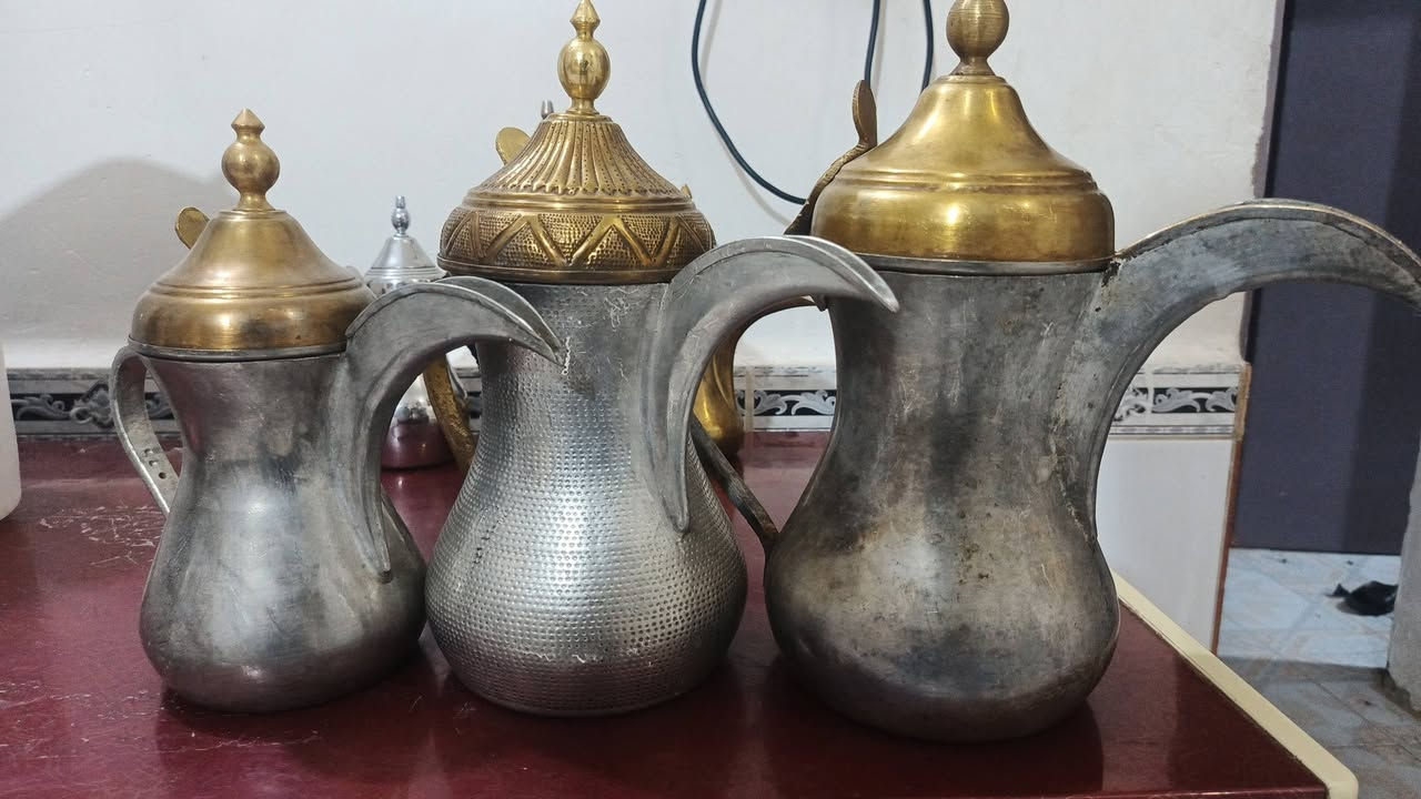 كماكم ودلة بغدادي
***********
***********
