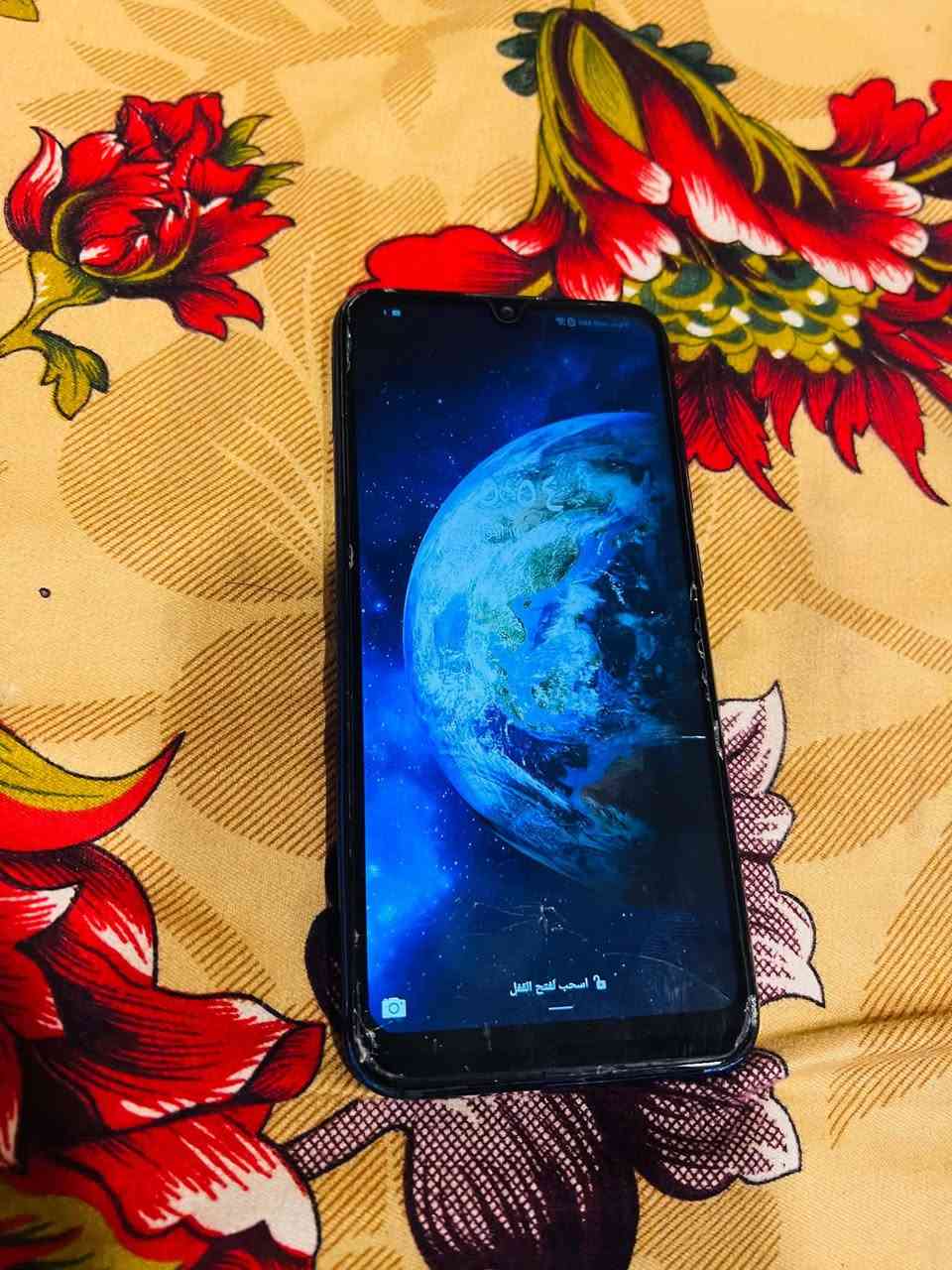 السلام عليكم هونر مال بيت للبيع الذاكره32 والجهاز بس فطر بل شاشه السعر50 وبي مجال لاستفسار***********
