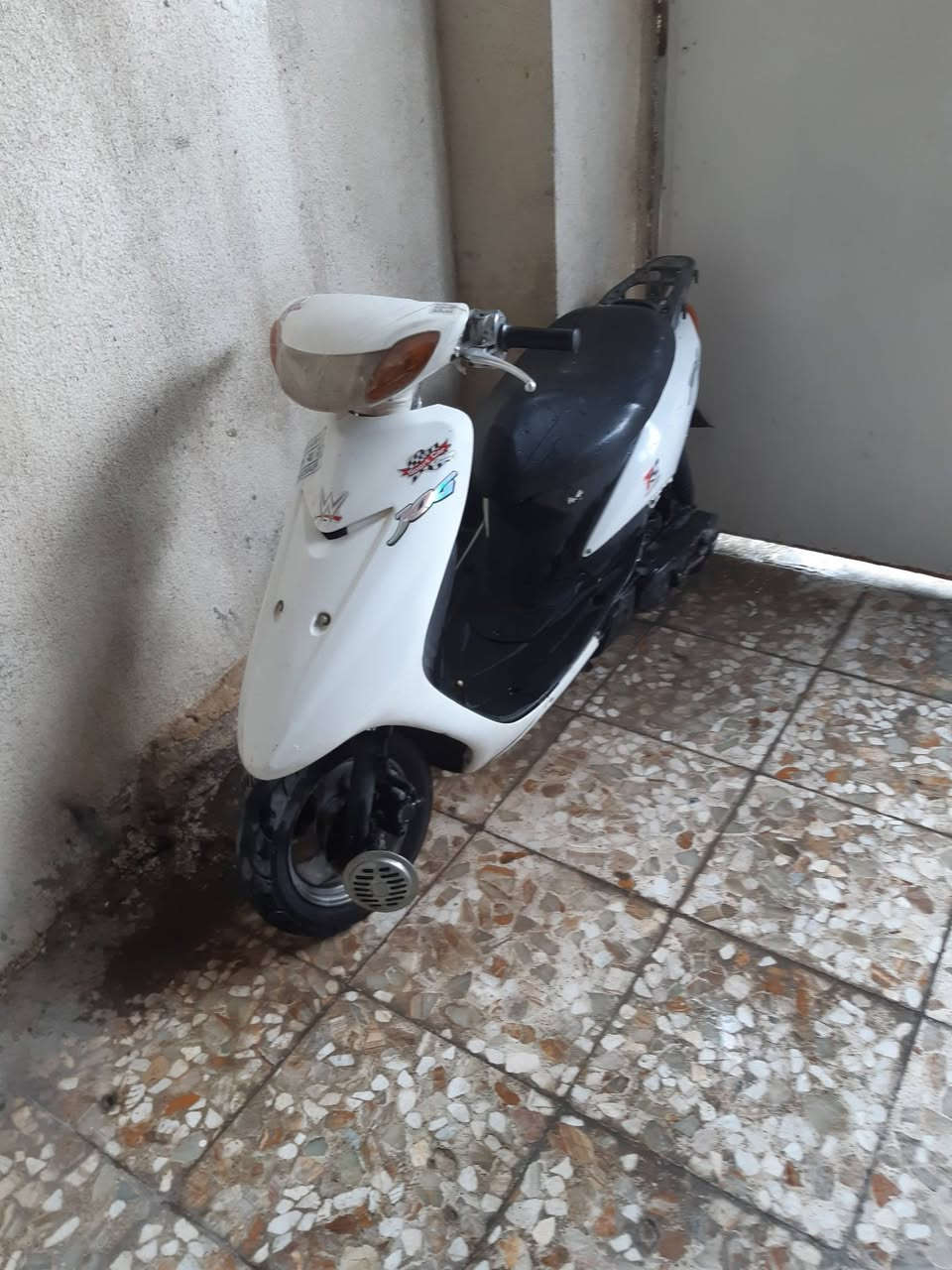 عصفوريه للبيع شغاله هندر سلف يرادله شويه ترتيب السعر ١٧٥ حي البنوك ***********
