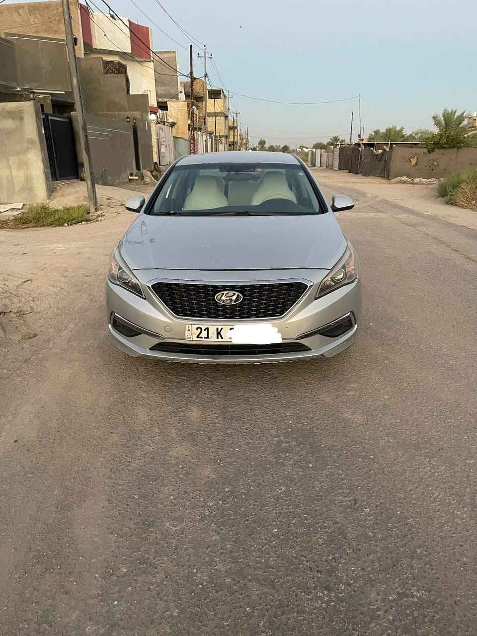 سوناتا موديل 2017 امريكي مكينه 4 سلندر 2400 رقم شمالي  انكليزي تريد تحويل أو وكاله بيه صبغ الجاملغ الامامي بدون داخل فقط والباقي كفاله مكينه وكير وحدادية وتبريد ثلج مكفولات السعر 99 بيع مستعجل الاتصال على الرقم *********** العنوان بابل
