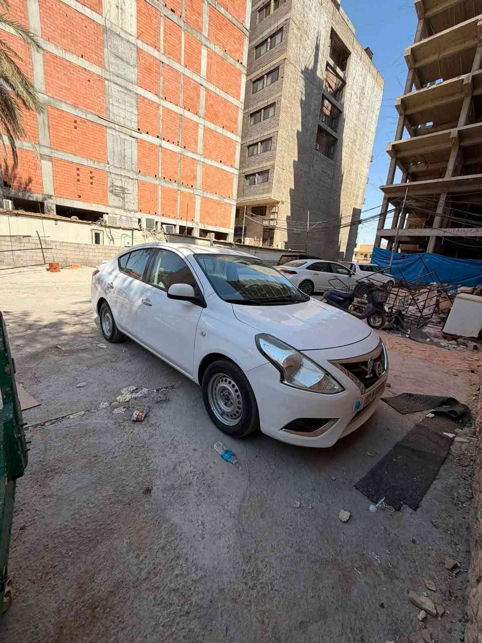 سلام عليكم سياره نيسان صني موديل 2021 الرقم أربيل بسمي للبيع السياره بيه ربع جاملغ خلفي اليمنه وربع جاملغ الخلفي اليسرى صبغ والباب الخلفي اليمنه بارد قليل السياره كامله ونضيفه من ناحيه مكينه كير صدر تخم تاير تبريد كله جاهز ماشيه 164 وأي نقص ما بيه السعر 95 ورقه المكان كربلاء شارع الروضتين الاتصال ***********
