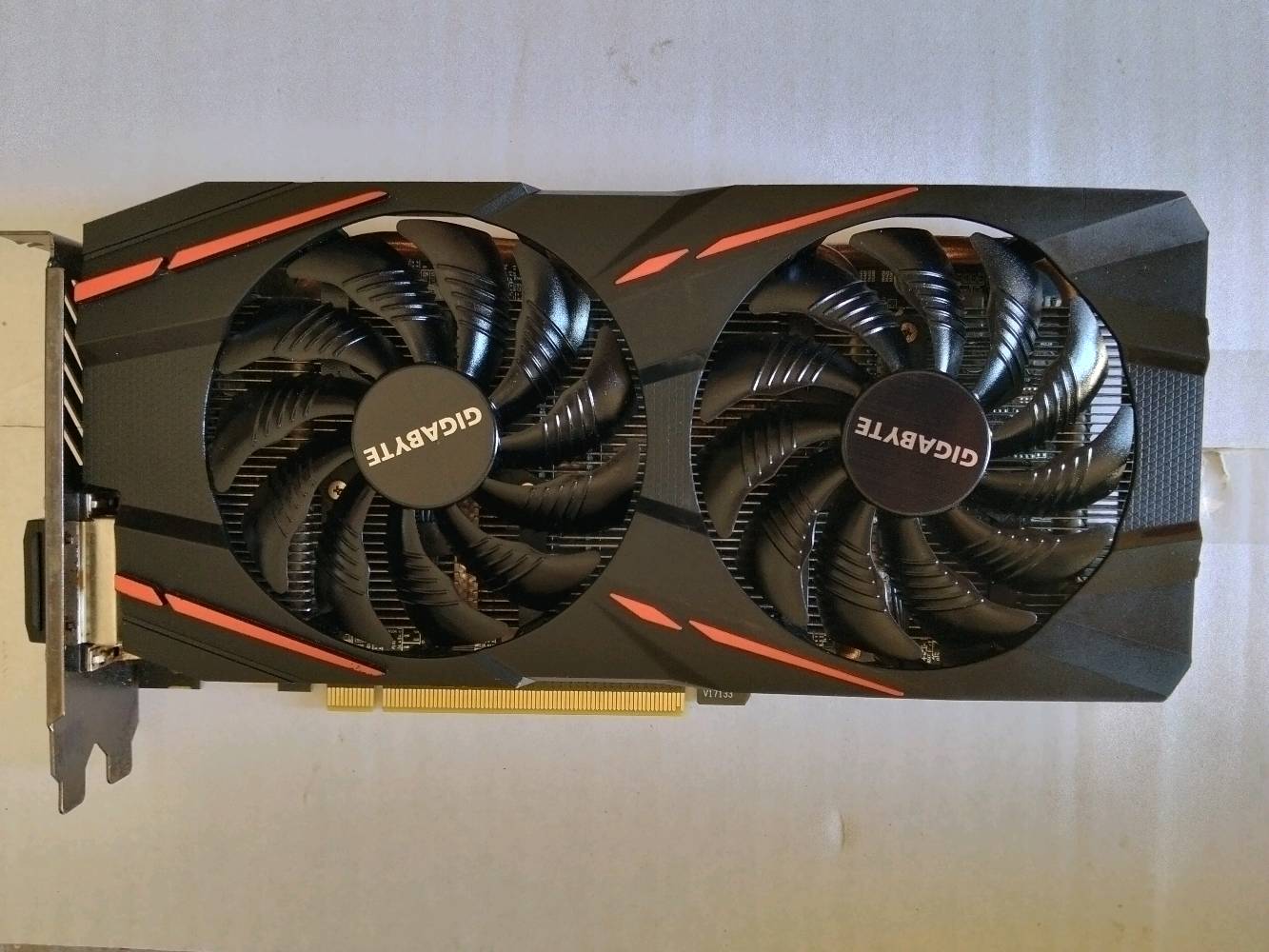 كرت شاشة • RX 570 • ٨ جيجا