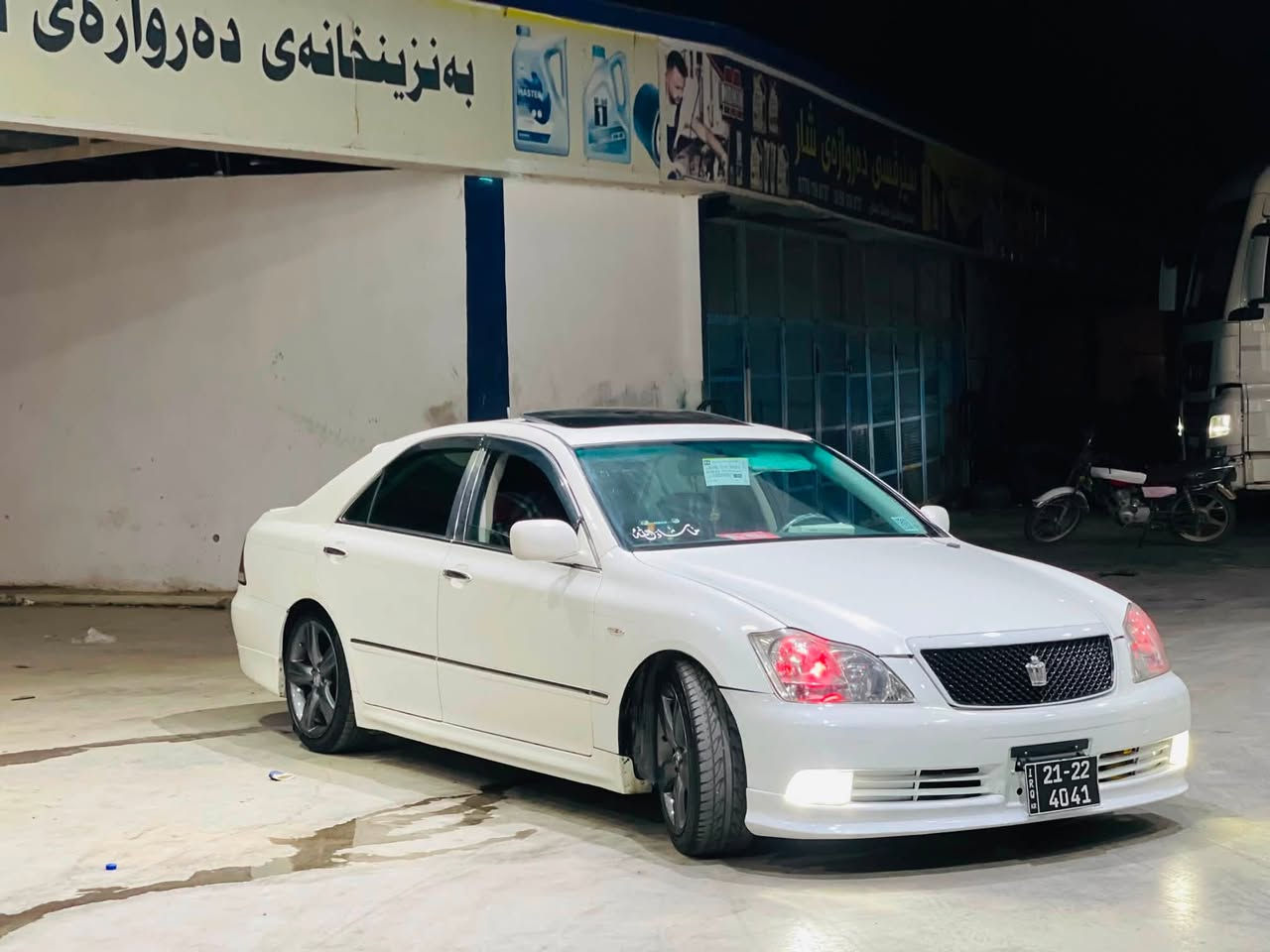 شاهینە١٨٢
قەپات مواسەفاتە 
کۆدو بارکۆد وەرگیراوە
٢٠٠٥
جڵدوهیتەر
سلایت

سەیارەکە باسکردنی ناوی نمونەی جوانەکان
ژم٠***********-***********
