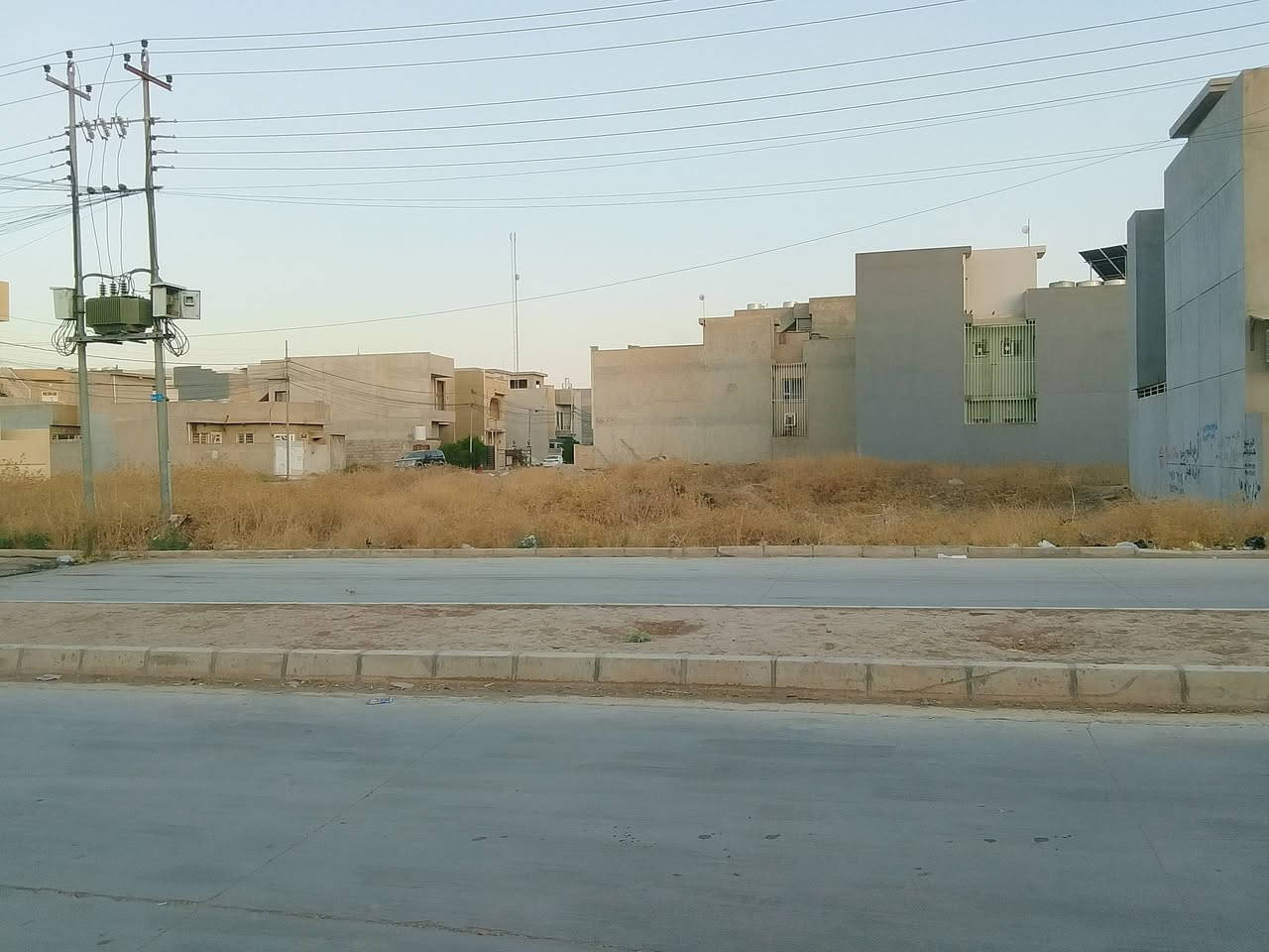ارض للبيع كندي الثانية 

تقع على شارع بعرض25م

150م واجهه 10م 

سند سكني ملك صرف طابو الزهور تحويل مباشر باسم المشتري 

للاستفسار اكثر مراجعة
 مكتب بر السلامة للعقار 

للاتصال ***********

نستقبل جميع عروض البيع والشراء

