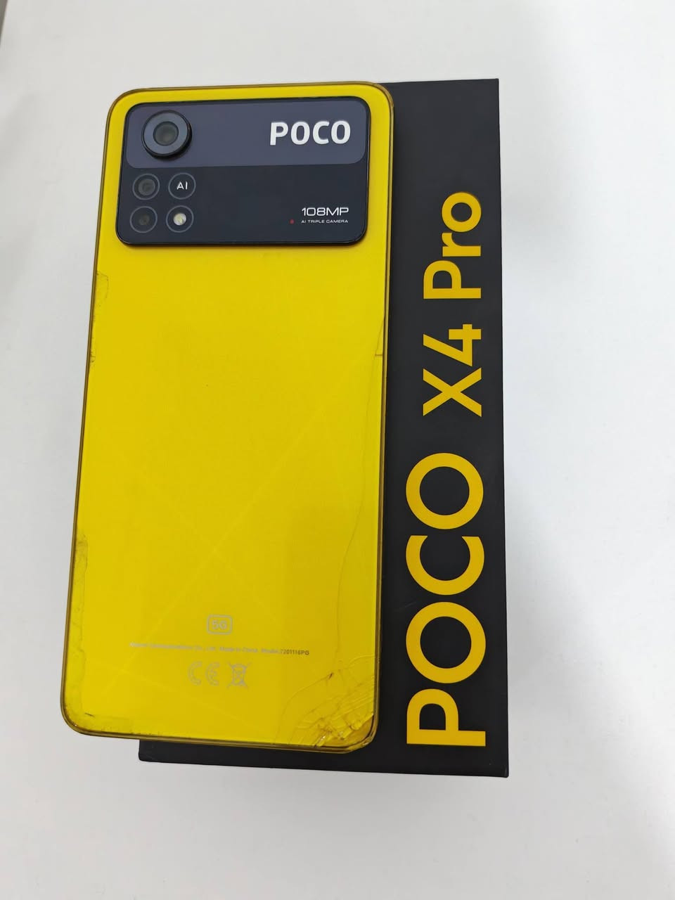 سلام عليكم poco x4pro..5g البيع رام 8 ذاكره 256 
الضهر مكسور بسيط  و طخه بل شاصي   ما مئثره على كلشي 
السعر 175 مكاني البياع  
***********
