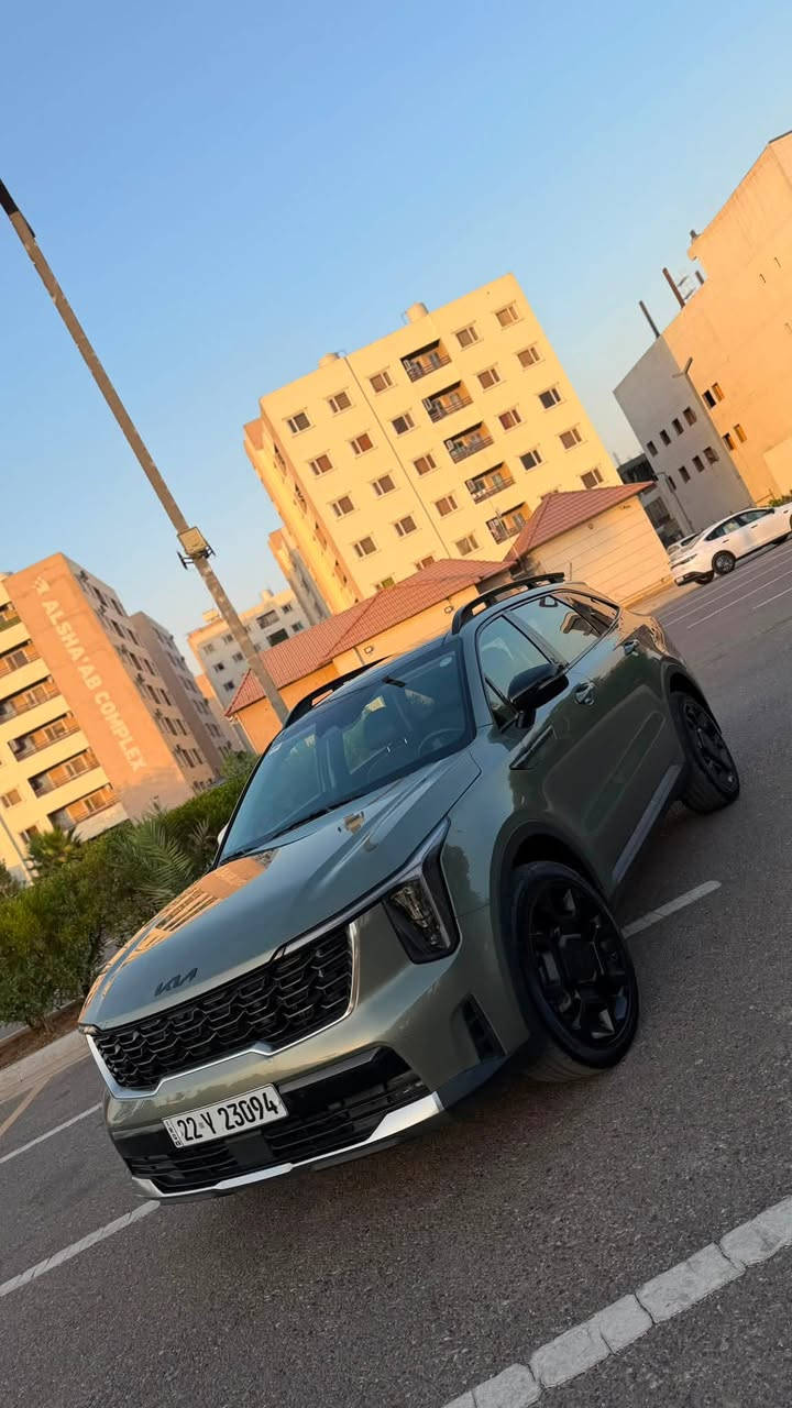 � كيا سورنتو 2025 | Kia Sorento
✨ اللون: زيتوني مميز
📍 المواصفات: فول X-Line
🛣️ الممشى: 25,000 كم
📑 رقم السيارة شمالي  – تحويل وكالة حاضر
✅ السيارة جاهزة وكاملة وبدون أي نقص 

مكاني بغداد 
السعر 235
***********

