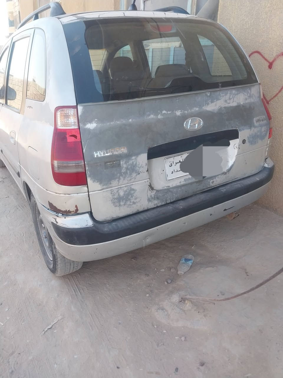 سلام عليكم هونداي ماتريكس مديل 8  كير مكينه كفاله مكينه سبكتره بلادي حجم مكينه 1800 حداديه حلوه لا ضربه ولاصبغ ولا معجون سياره على بلاد كهرباياته كله شغاله كير اتو خياس ماكو جام كهربايي سنتر الوك تخم تاير رقم بغداد صدامي مصفره راعيه ماواصله مسمسكاته عندي اتكفل صرقه وعشارين وراعيه بل نجف موجود بس ماوصله ولله سياره مال جناي تبريد شغال نقصه بس راتيتر مكان سياره كربلاء رقمي *********** دواخله جديده سعر 35 بيه مجال قليل
