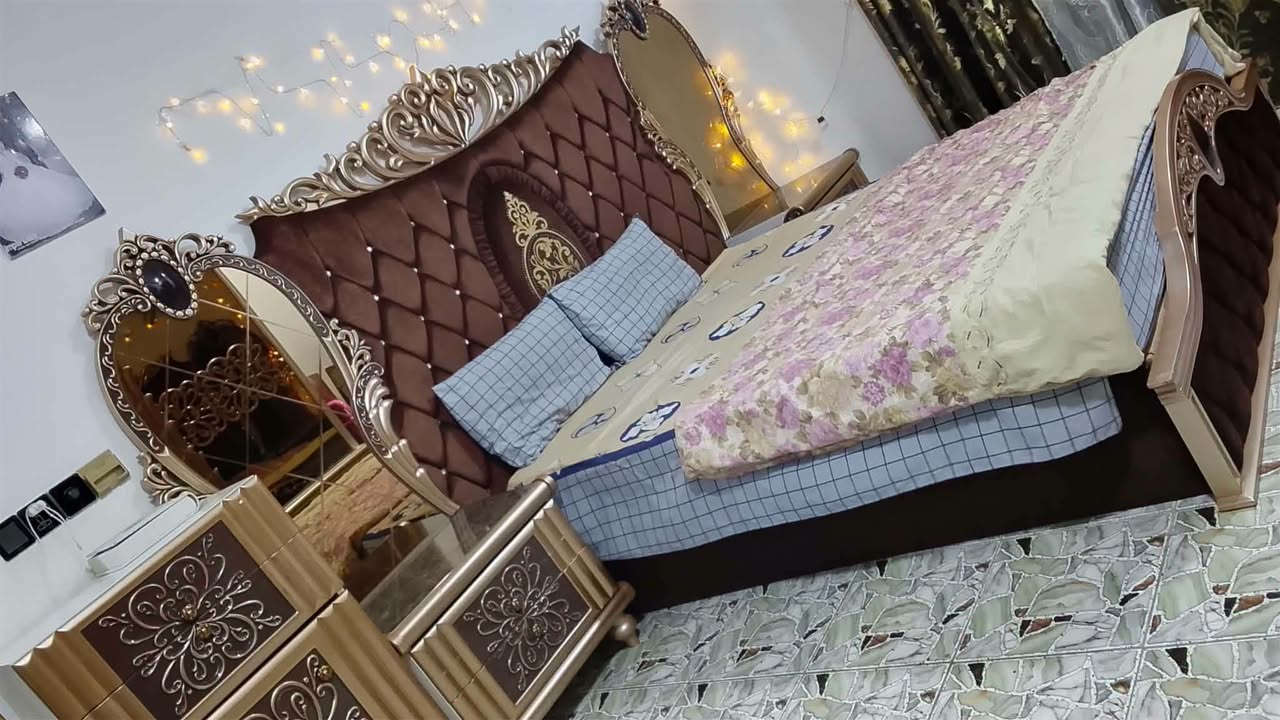 غرفة نوم للبيع وكرفان للبيع القياس 2ونص ×2 ونص
