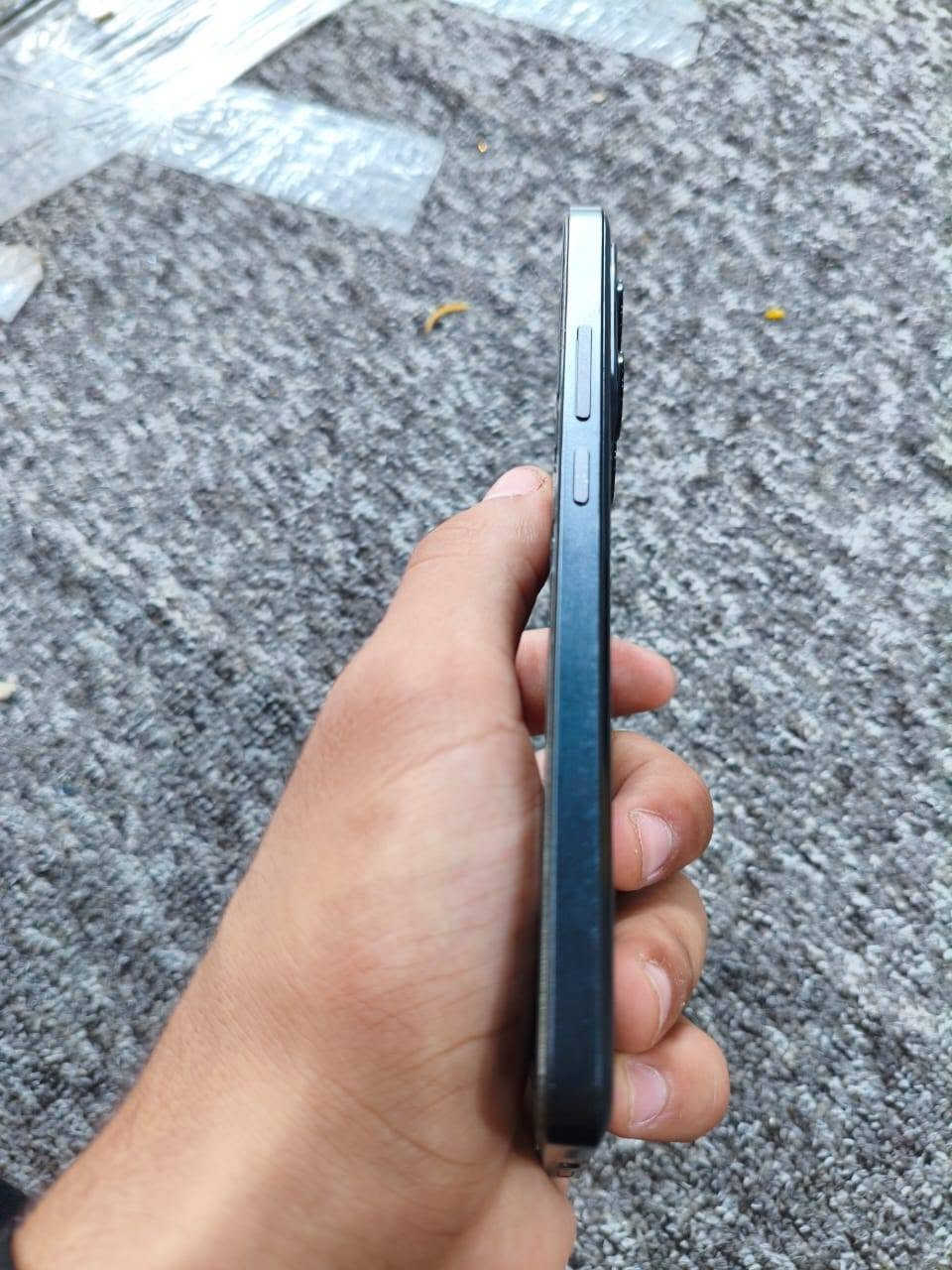 بوكو اكس 6 برو 5g
ذاكره : 512
ببجي 120 فريم 
عشوائيه : 12+6
مكاني نجف
*********** بي واتساب
