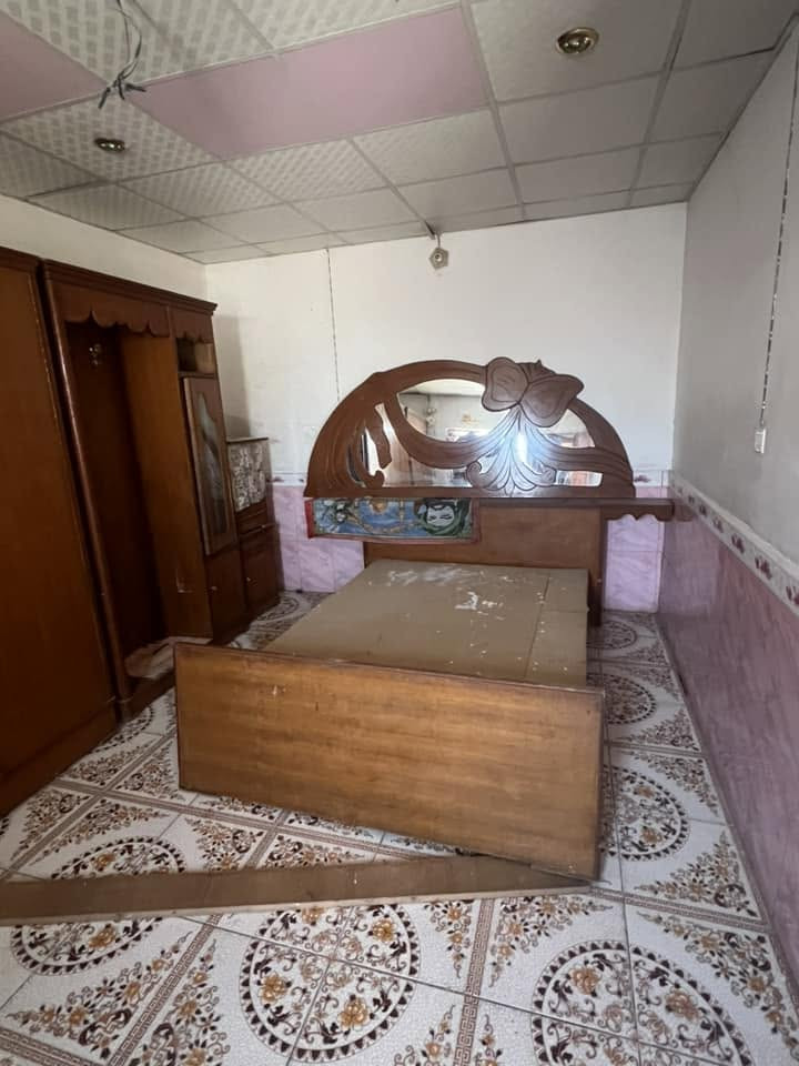 غرفه تسكام صاج عوزه صبغ وترتيب
سعر 350
نجف حي العسكري
***********
