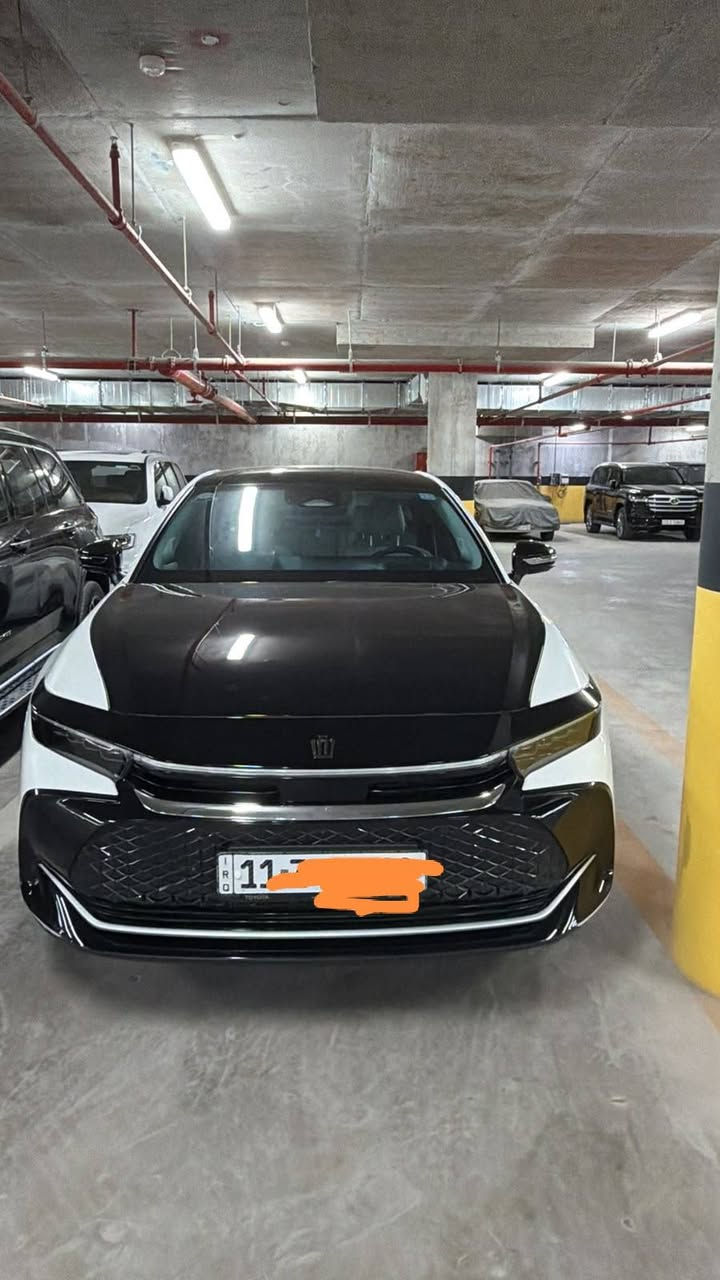 للبيع Toyota Crown Majesta 2023 Hybrid – Full Option.  رقم تلفون***********
تويوتا كراون ماجيستا 2023 – شركة SAS
لون أبيض × أسود، ماشية فقط 17,000 كم، بحالة ممتازة ومواصفات عالية جداً.

* محرك 2.5 لتر Hybrid
* قوة 345 حصان
* Full Option
* أنظمة قيادة ومساعدة متكاملة
* رادار
* كاميرات 360°
* Head-Up Display (HUD)
* نظام صوت JBL
* سقف بانوراما
* أبواب شفط Soft Close
* كراسي جلد كهربائية
* تبريد وتدفئة للكراسي
* ذاكرة للكراسي
* بردة خلفية كهربائية
* دخول وتشغيل ذكي
* PPF كامل للسيارة
* درع حماية للجام الأمامي
* UV للجامات
* ضمان وكالة 8 سنوات
* صيانة مجانية لمدة سنتين
* الممشى 17,000 كم فقط

السيارة نظيفة جداً ومحافظة ومجهزة بحماية كاملة، ولا تحتاج أي مصاريف إضافية.

Toyota Crown Majesta 2023 | 2.5 Hybrid | 345 HP | Full Option | SASج

