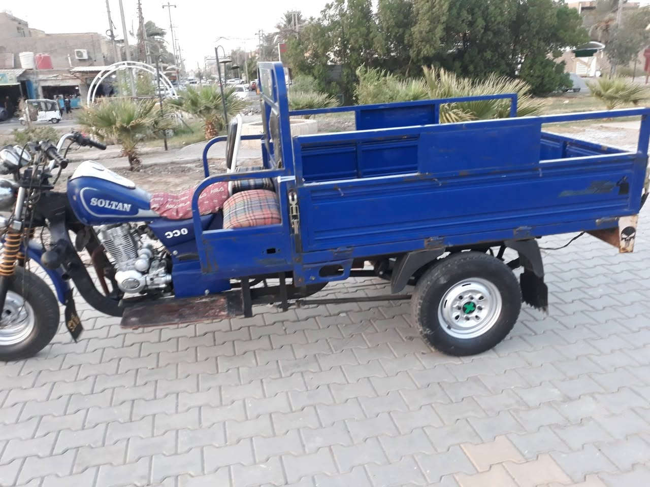 ستوته لبيع مودل 21وراق كامله وكيله سيد خلدون السعر مليونين و400وبخدمت شراي ينتصل ويدل ***********
