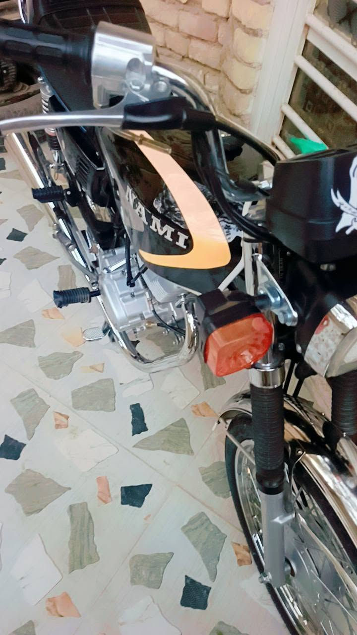 سلام عليكم نامة مديل 26 سكنر 3 احرف الاصلية كفالة عامة مكاني كوت سعرة 725 وبية مجال شراي اتصل وتدلل ***********
