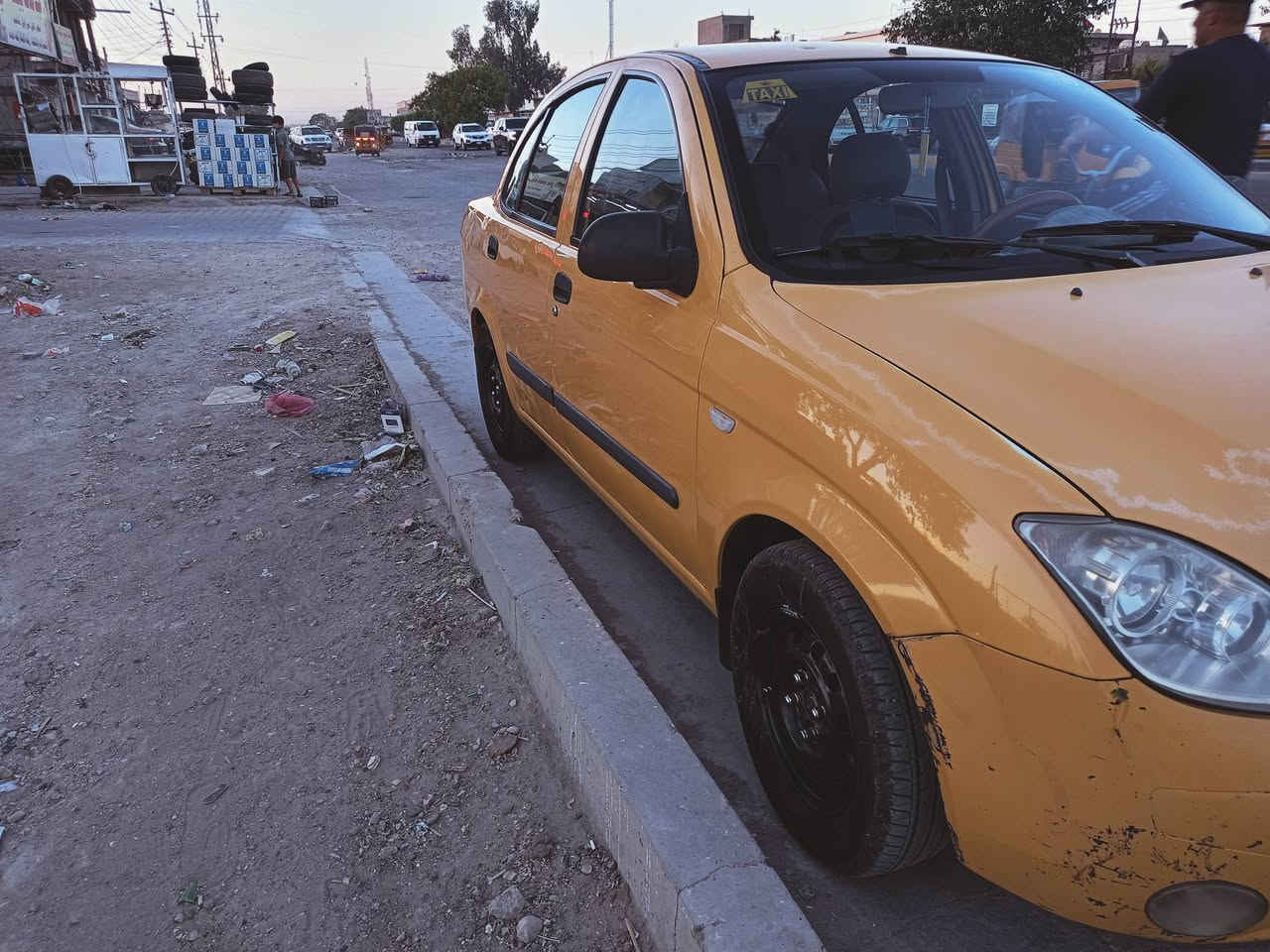 سلام عليكم طيبه 15 سياره جاهزه ونضيفه مكينه وكير صدر كهربائيات تبريد كله شغال وجاهز ماتصرف عليها ربع كبل لشارع بيها نص جاملغ امامي مصبوغ فقط سعرها 36 ؟***********
