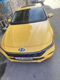 24 فول للاخير مكان جميله ماشيه 33 الف كيلو تكسي رقم احمر  واتساب 07817...