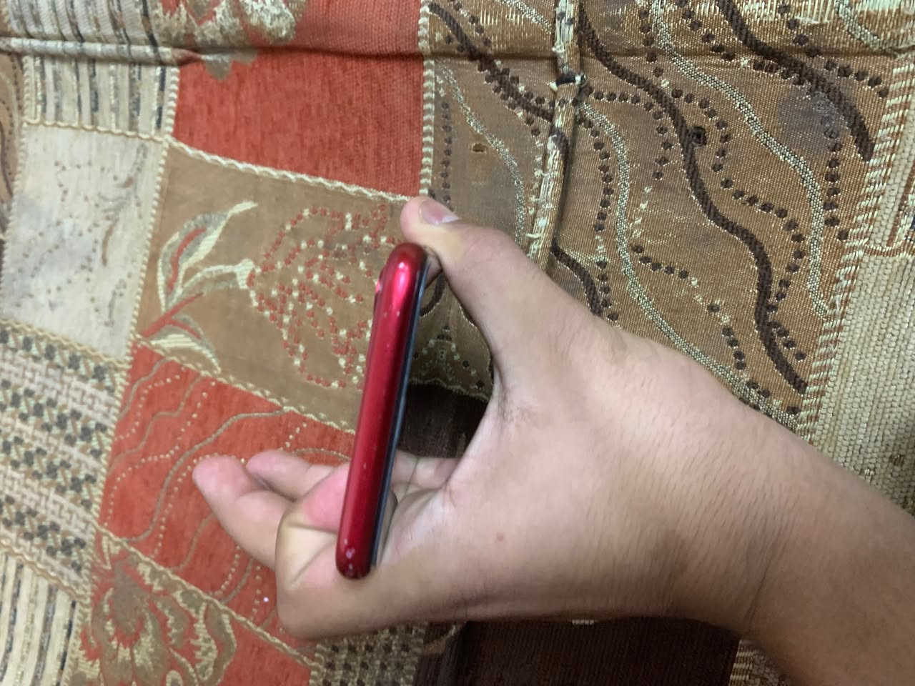 ايفون 11 عادي للبيع
شاشة وبطارية مبدلات نوعيه اصليه 
❌ الايسي مال الشحن يعوزه تبديل 
السعر  (100) 
للتواصل واتساب فقط 
***********
