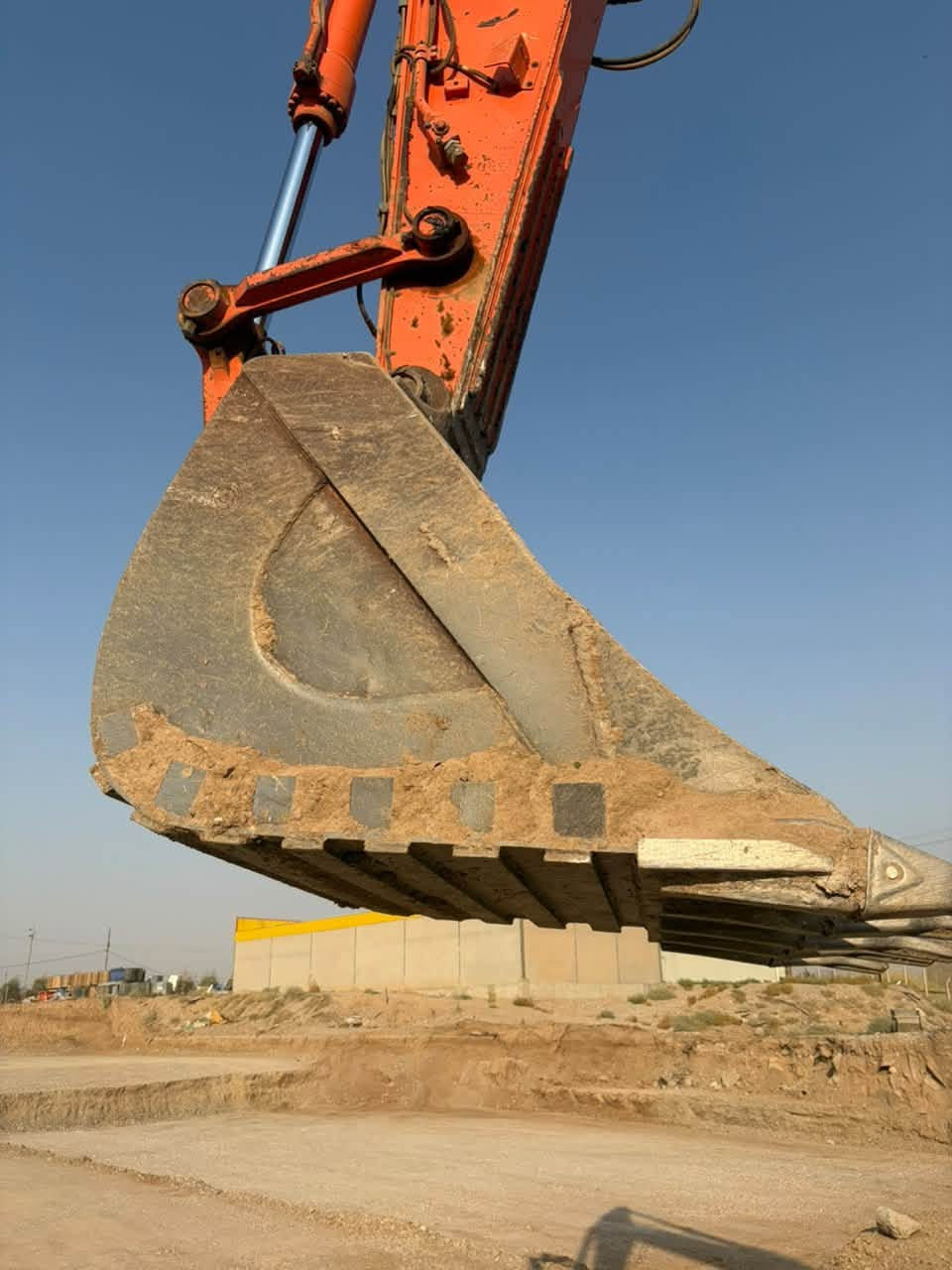 كيله للبيع قياس ١٣٠ حجري بيم ١٠٠ للهيتاشي ٣٥٠
الاتصال***********
