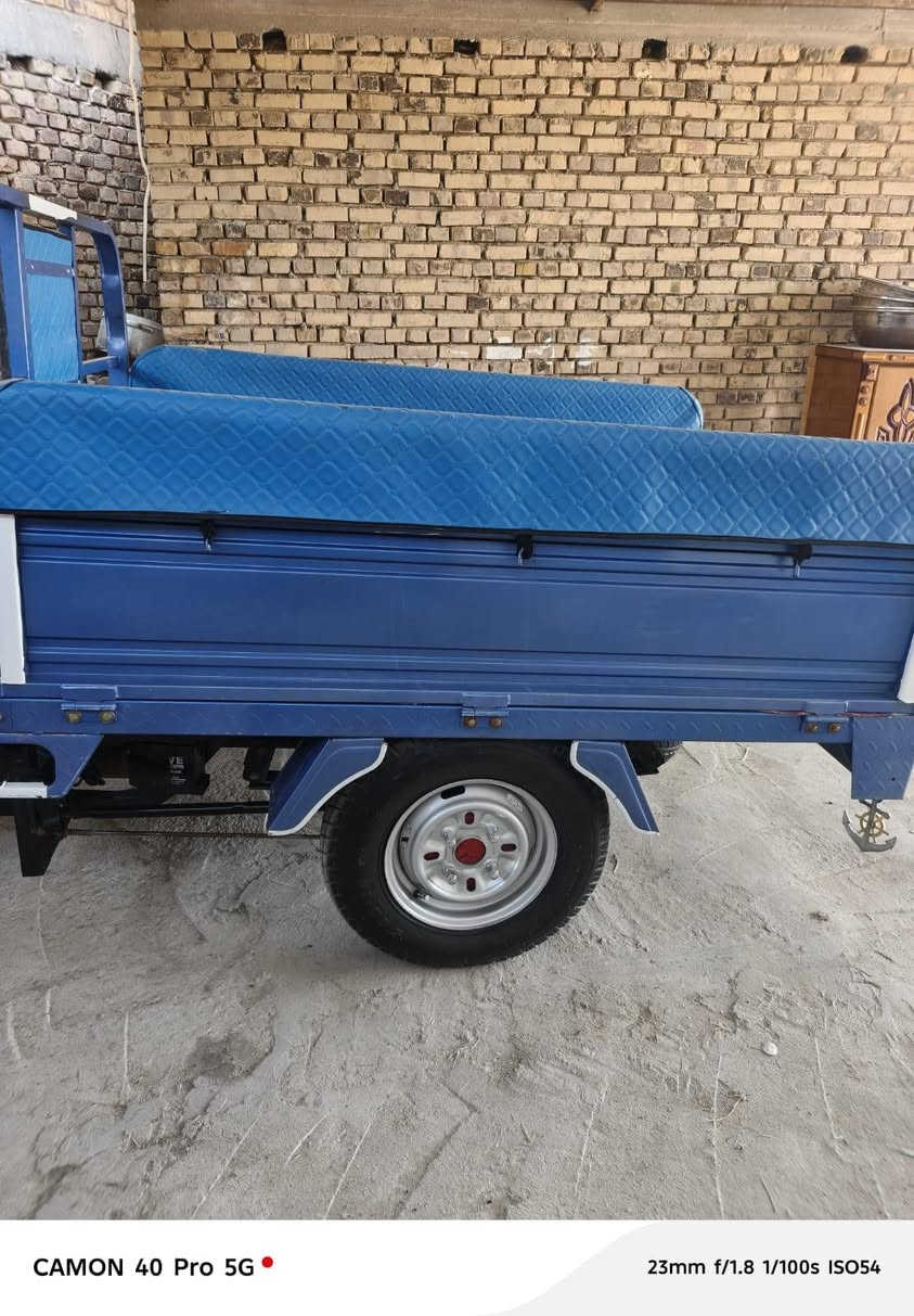 جمره موديل 23 مامفتوحه
سعر 2700 بيها مجال قليل 
مكاني سوق الشيوخ 
‏‪***********‬‏

نص مكتوب في الصور:
- CAMON 40 Pro 5G 23mm f/1.8 1/373s ISO50
- CAMON 40 Pro 5G
- 23mm f/1.8 1/608s ISO50
- 23mm f/1.8 1/100s ISO140
- CAMON 40 Pro 5G 23mm f/1.8 1/100s ISO105
- 23mm f/1.8 1/310s ISO50
- 23mm f/1.8 1/100s ISO199