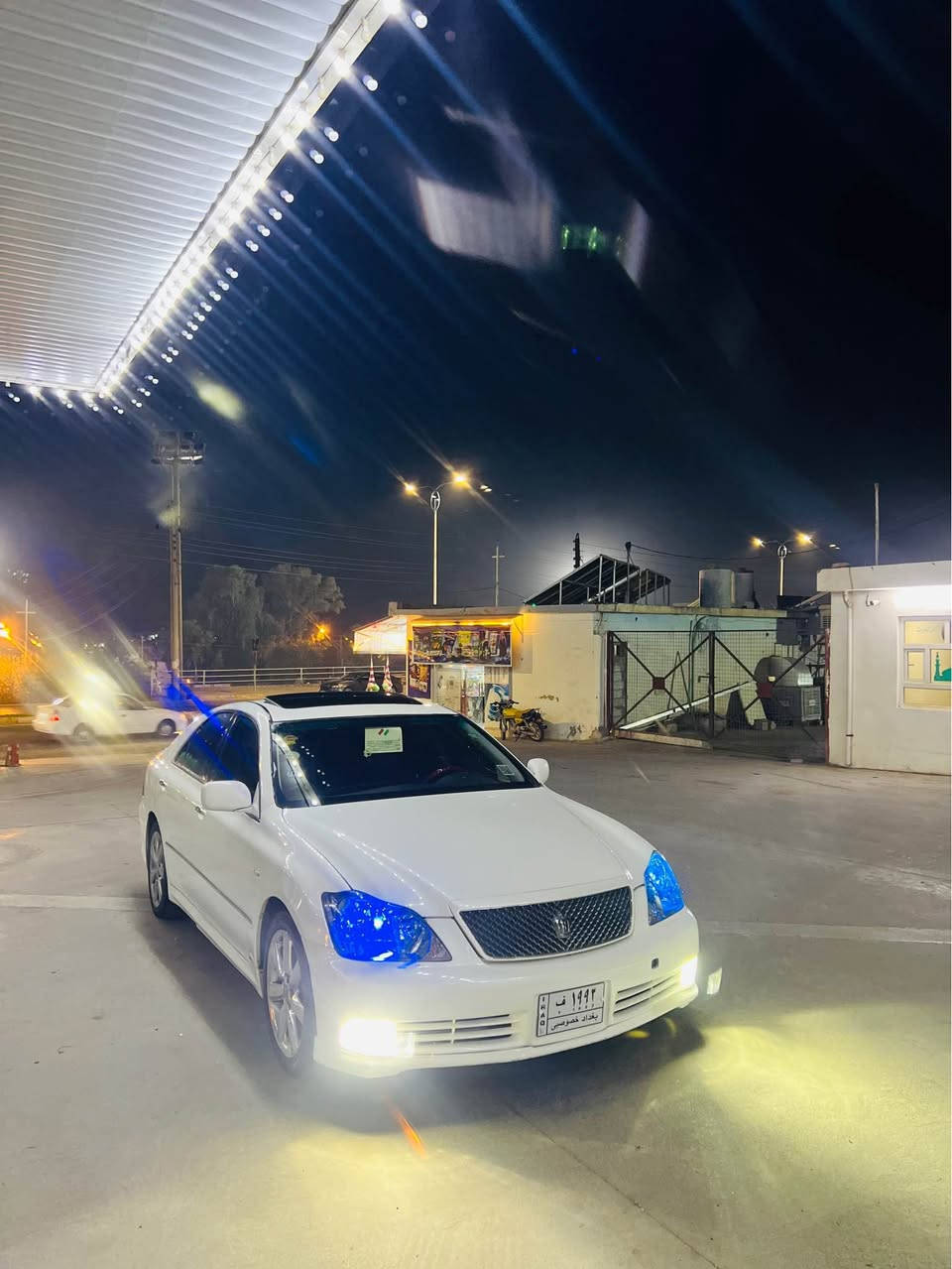 شاهينه ٢٠٠٥.      براوە                    
١٢٠km.                                                
١٨٢ بئ دوکەل 
سلايت و جلدو هيته ر ساج سور سوکان حەیزەران 
فول فوله 
ويل دينگه 
گيرومكينه و كاره بايي هه موي به شه رت 
چركه ي تيدانيه 
باقي هه موو شتيكي به شه رته 
بريك به سراوە
كود و باركؤدي وه ر گيراوه ته وه
سه قف و ده حم و ليدراو به شه رت      *********** دخان, السليمانية
