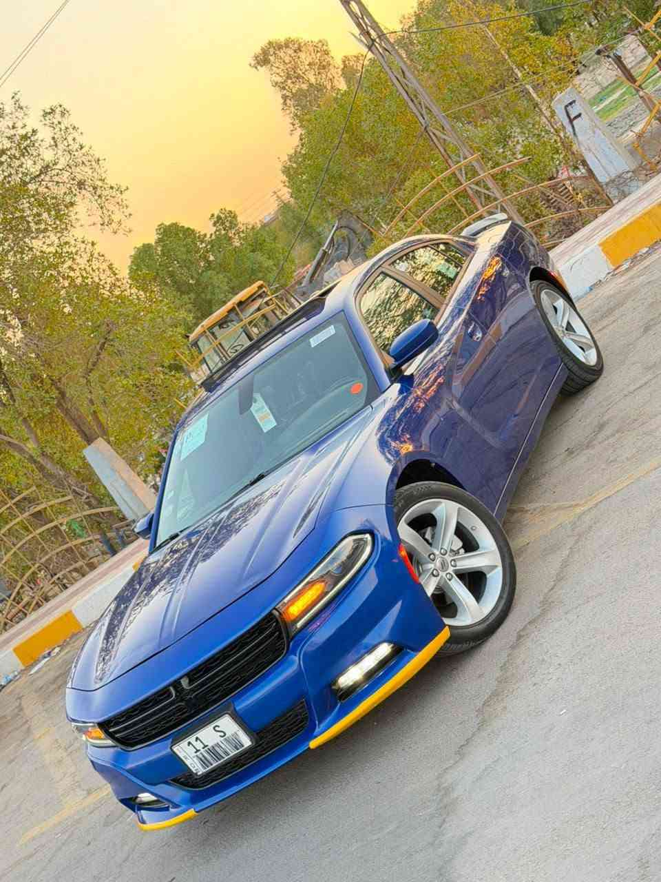 السلام عليكم جارجر موديل 2021 اصل فول مواصفات 1/1 SXT Plus ضررها كلش بسيط بارد مقدمه البنيد فقط صور الحادث ورقم شاصي مرفق معه النشر رقم بغداد الدولي هزه سنويه كله جديد  لون جويتي مميز المواصفت
فتحه سقف
بصمه تشغيل + تشغيل عن بعد + دخول ذكي
كشنات جلد حضن + كشن تبربد
شاشه كار بلي كبيره
رادار جانبي + حساس خلفي
كامره 360⁰
ويل نجمه خسفه قويه
محرك 3600
بعد بيها هوايه مواصفات السياره جديده وجاهزه من جميع النواحي
العنوان الناصريه مركز المدينة 
الموبايل 📱***********
السعر 222 وبي مجال شراي يتصل ويدلل
