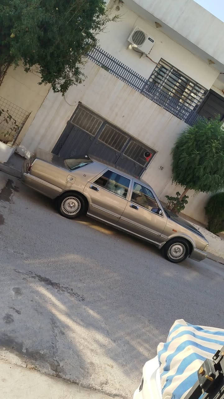 سەرەتا بەناوی خوا..
نیسان سدریک بۆ فرۆشن تا کۆتای بیخوێنەوە...
1.:گێروو مەکینەو عەکسل به شەرت 

2.:دەعموو لێدراوی بەشەرت 

3.:تەقەو ڕەقەی بەشەرت

4.:ساردوو گەرمی عەیبی نیە تەبرید لەسەر سویچ

5.:تەحویل عەسڵیە ڕەقەم سلێمانی

6.:ڕزیوی نیە دەعامی بۆ دەعامی بەشەرت

7.:لە قوەتی بێزارە ماشەڵا 
8.:سەیارەکە ئی ژێر خۆمەو کامل مەسرەفم کردوە 
9.:بەس دوو پەڵە کاڵ پوونەوەی سنوق و بۆنیتی هەیە 
10.:جوان و پاک و خاوێن ماوەتەوە
11.:چوار تایەیی لۆکی لە ژێرە 
سعرەکەشی 36 معامەلەیەکی برایانەو دۆستانە 
***********
***********
شوێن سلێمانی لەخزمەتانام..🤍
