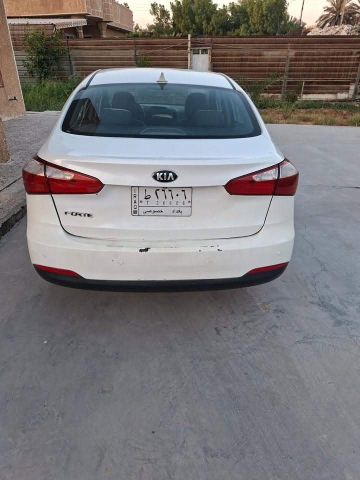 السلام عليكم فورتي موديل ٢٠١٦ امريكي
🚘 للبيع — سيارة بحالة جيدة

السيارة بيها ملاحظات بسيطة:
• ضربة بالدعامية الخلفية وشوية من قبق الجنطة راجع بارد.
• بيها ملاحظات قليلة وكفالة من الصبغ والبارد غير الضربة المذكورة، وحالتها العامة جيدة الحدادية نص عمر.
ماشية ١٤٢الف ميل
• المحرك 1800cc، محرك وكير كفالة عامة.
• التبريد ثلج ❄️
• رقم بغداد وباسمي.
• التحويل مباشر.

💰 السعر: 110
يوجد مجال بسيط للجادين.

📍 المكان: بغداد
🔄 ترهم مراوس بسيارة أحدث.

📞 للاتصال والاستفسار:
***********

السيارة واضحة بكل ملاحظاتها، والجاد يتفضل للمعاينة والفحص.
