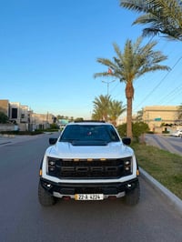 فورد F-150 رابتر اصل موديل 2023 محرك 3.5L V6 توين تيربو رقم مميز ماشية...
