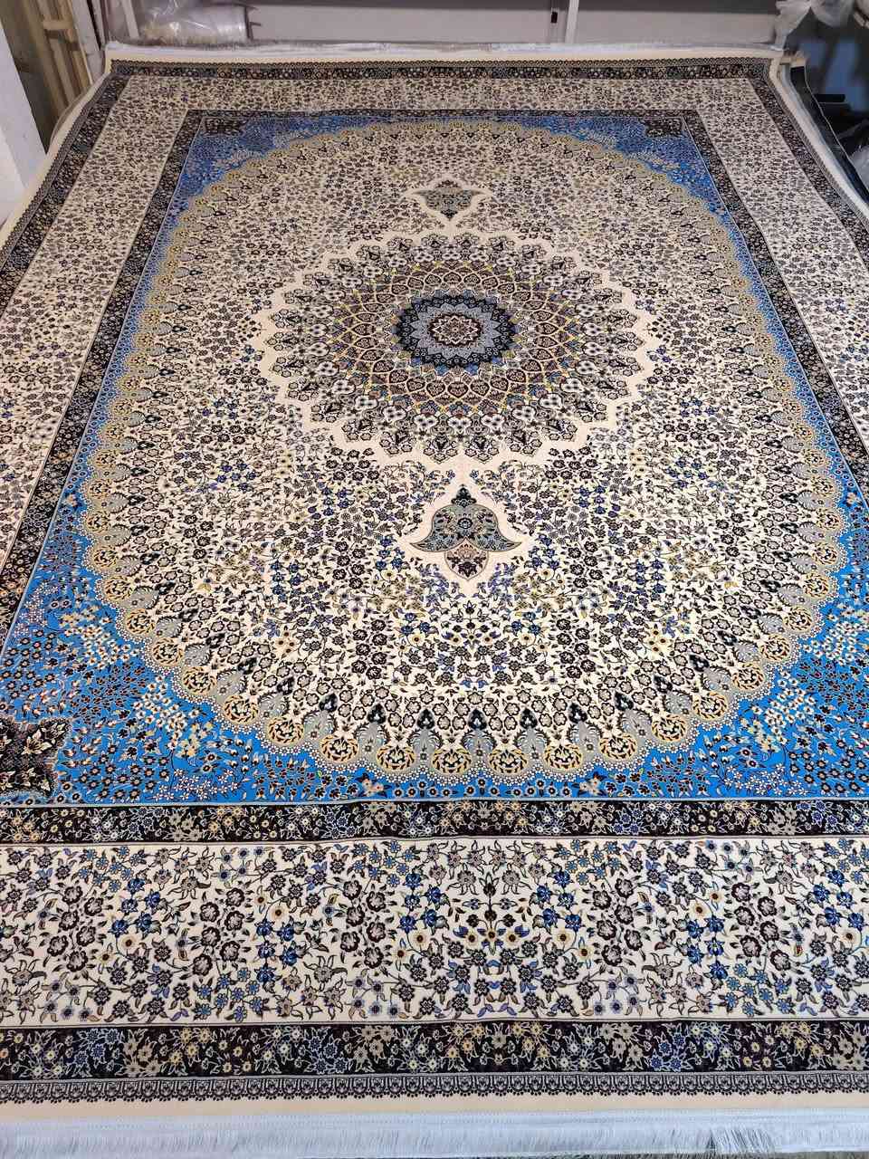 سجاد كاشان • ١٢٠٠ شانه • ٧٠٠ شانه