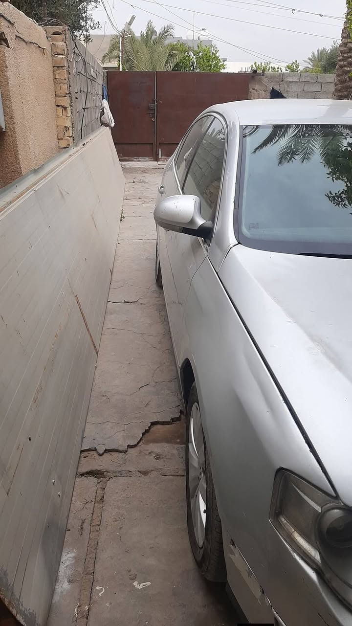 سلام عليكم
باسات ٢٠٠٧ 
اوتوماتيك بصمه هندبريك بصمه كير جديد مكينه كاسره بستم ابيع على وضعها بيها بنيد وجاملغ مكينه مرغوب ٢٠ fsi سياره تخم تاير رقم اربيل سعرها 65 وبيها مجال الطيبين مكان السياره بغداد ***********
