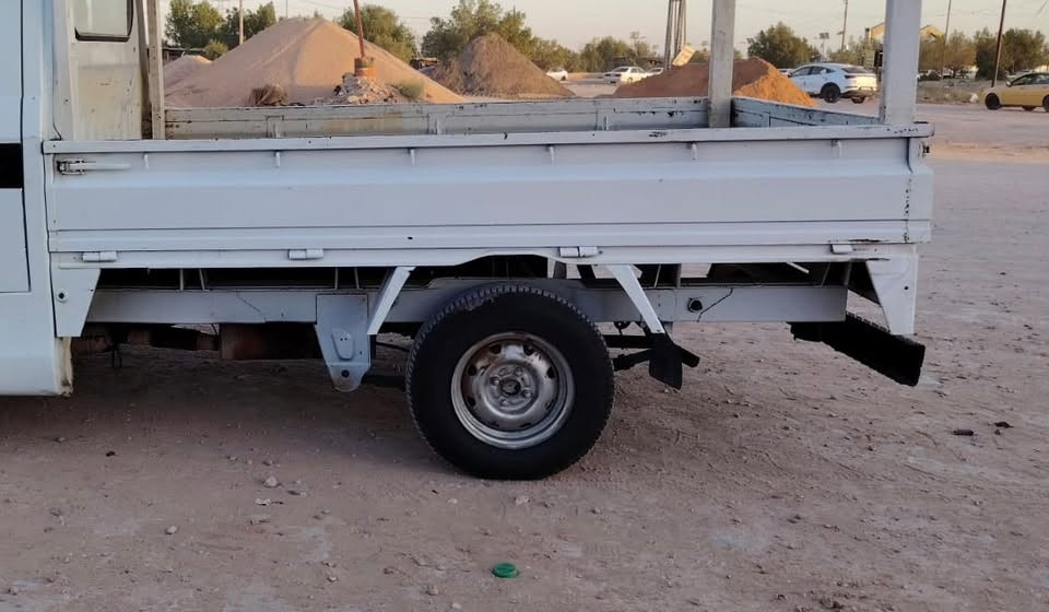 السلام عليكم عندي بدي كامل مال شيري للبيع كامل ماناقصه شي مكاني بغداد 

‭ ***********‬
